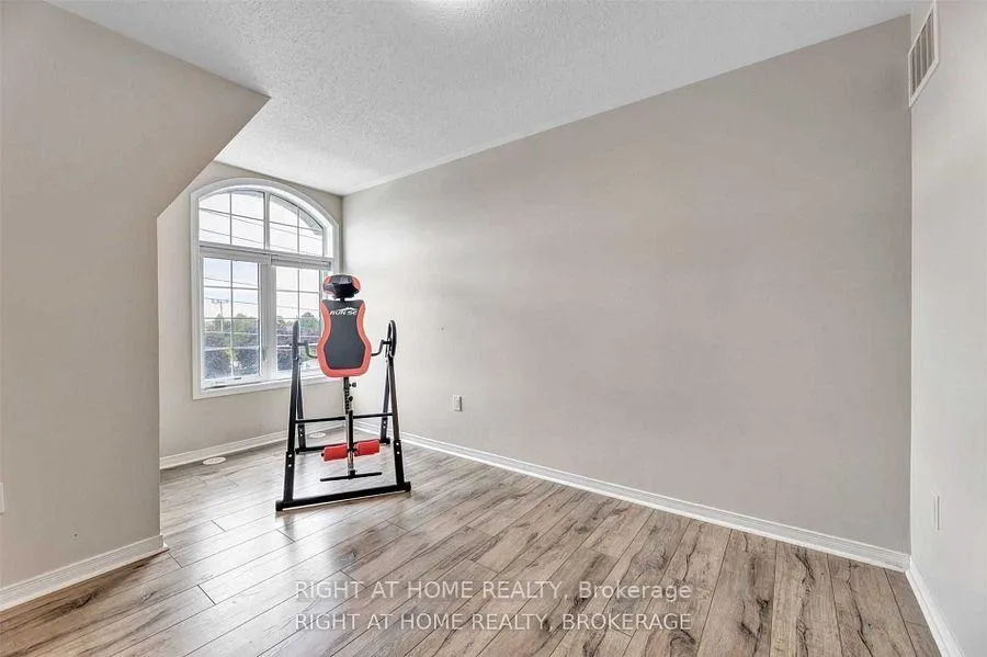 Photo 14 of 178 Kingston Road, Ajax, Central — HOMEH