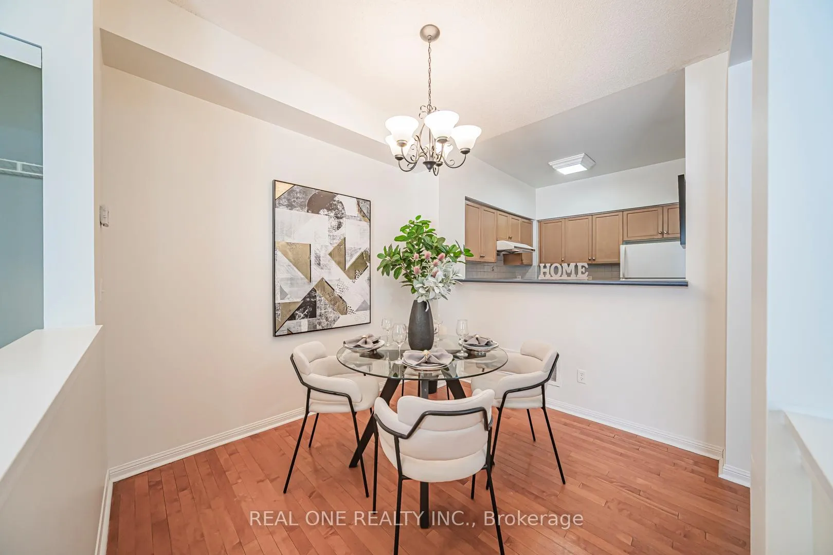 Photo 9 of Unit 17, 12 St Moritz Way, Markham, Unionville — HOMEH
