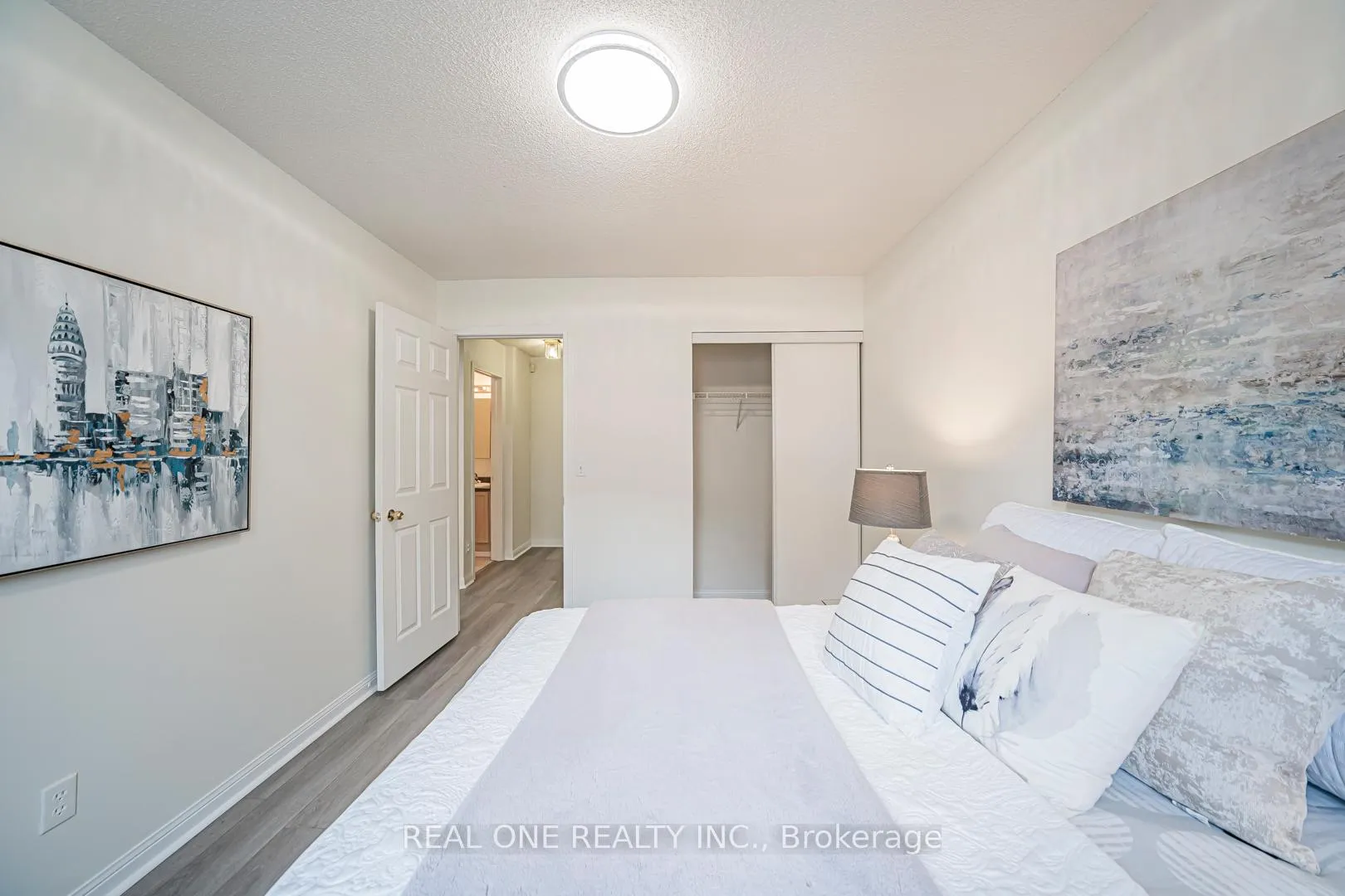 Photo 18 of Unit 17, 12 St Moritz Way, Markham, Unionville — HOMEH