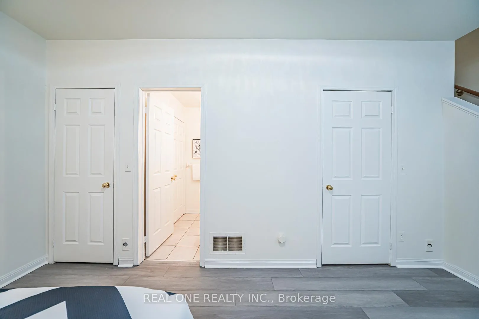 Photo 35 of Unit 17, 12 St Moritz Way, Markham, Unionville — HOMEH