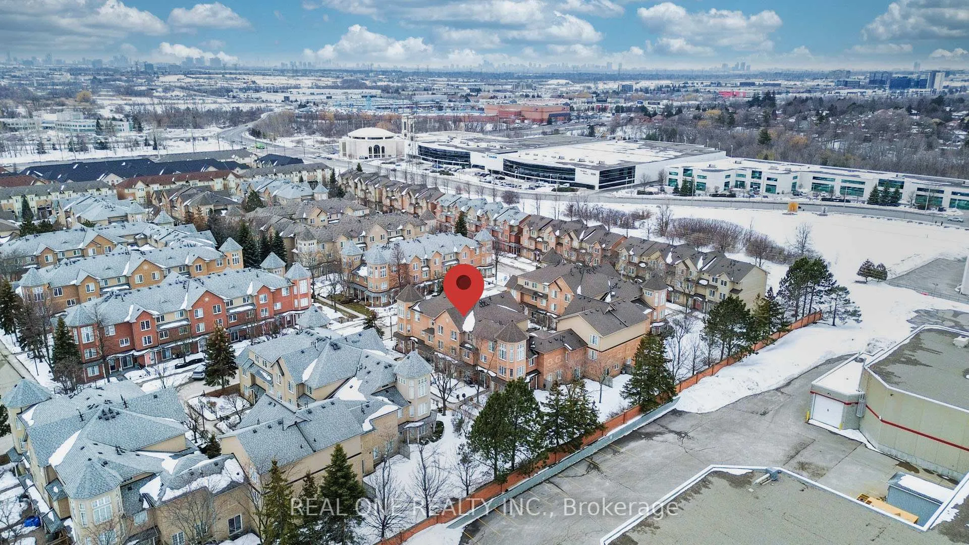 Photo 39 of Unit 17, 12 St Moritz Way, Markham, Unionville — HOMEH