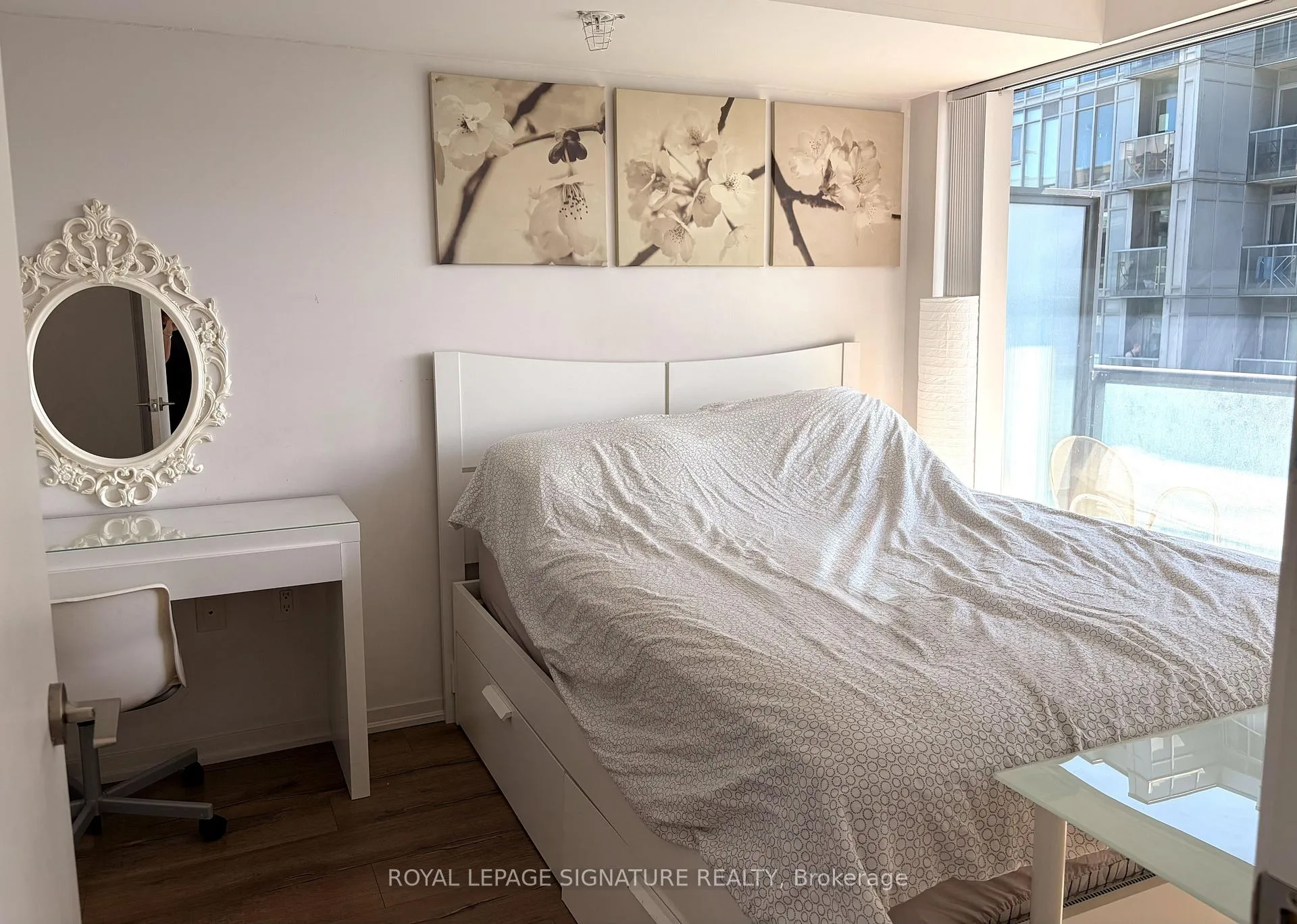Photo 9 of Unit 2018, 36 Lisgar Street, Toronto, Little Portugal — HOMEH