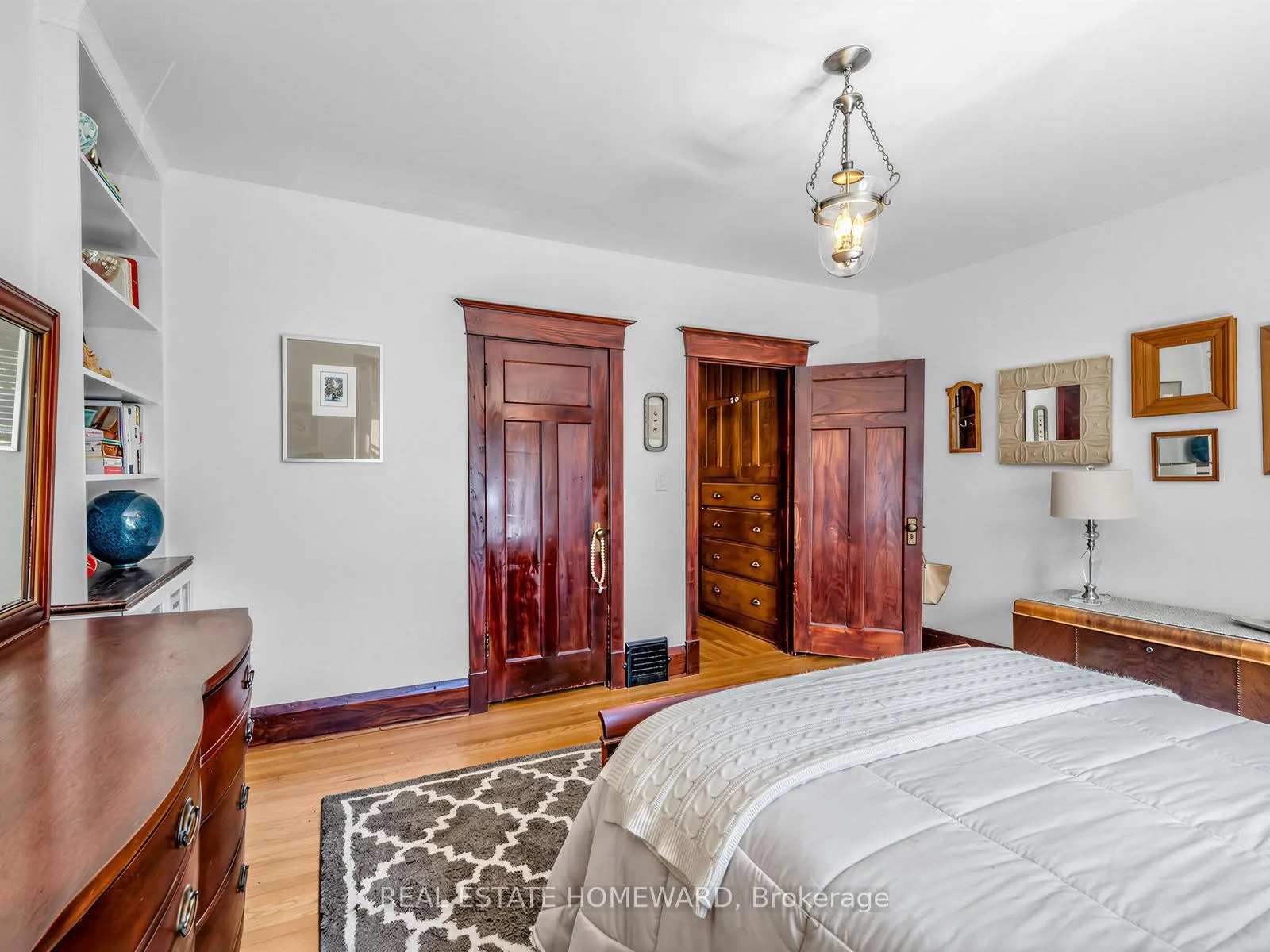 Photo 24 of 309 Chisholm Avenue, Toronto, Woodbine-Lumsden — HOMEH