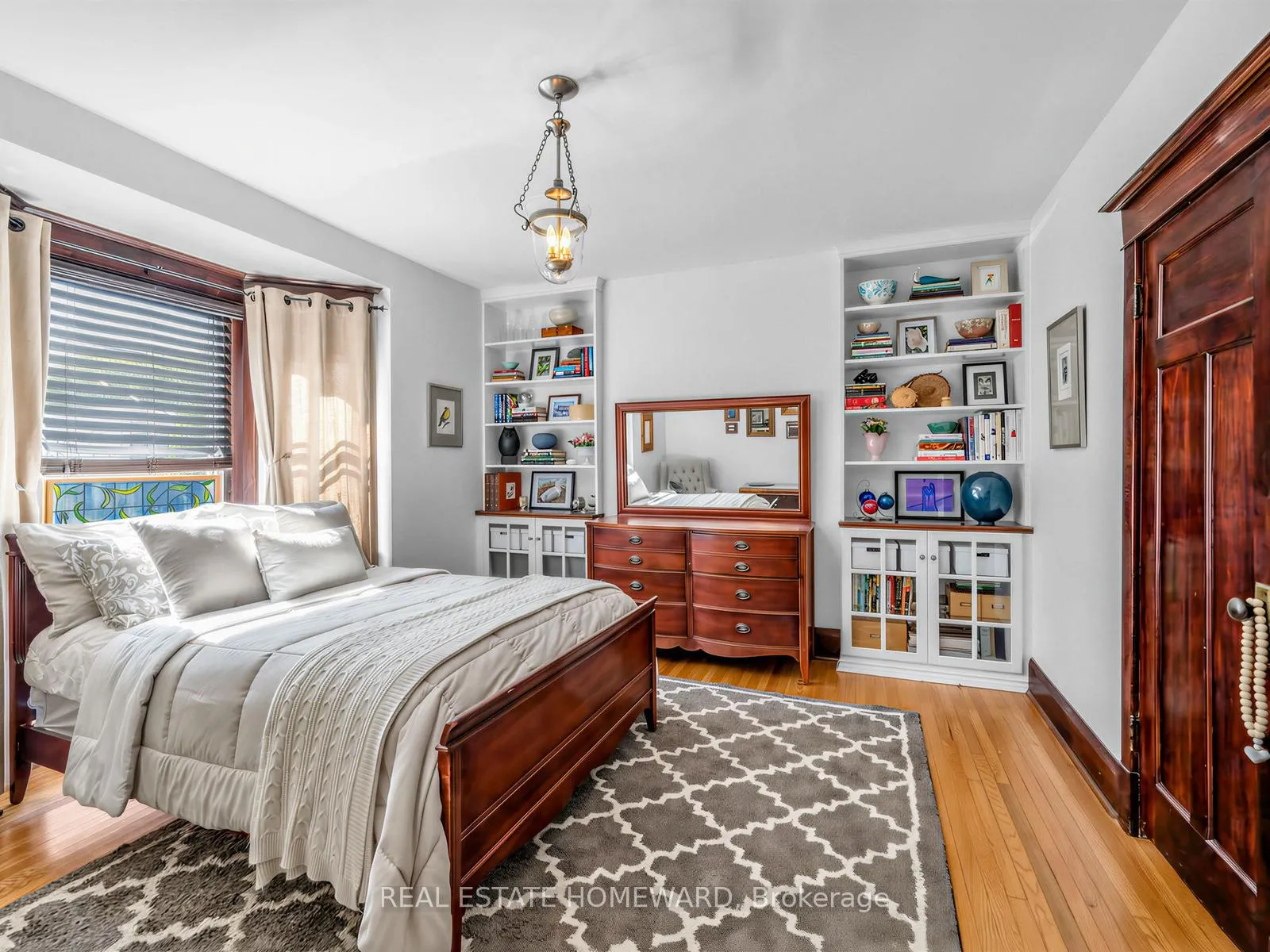 Photo 25 of 309 Chisholm Avenue, Toronto, Woodbine-Lumsden — HOMEH