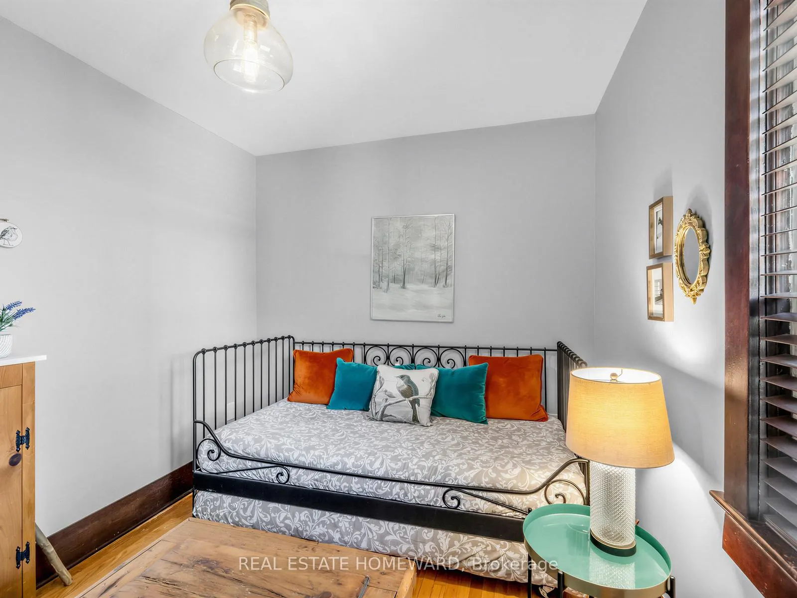 Photo 29 of 309 Chisholm Avenue, Toronto, Woodbine-Lumsden — HOMEH