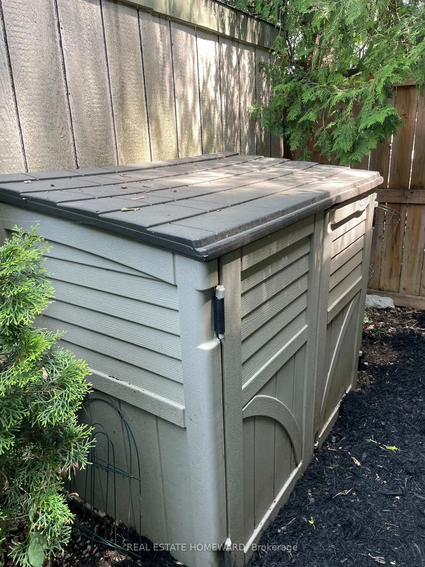 Photo 34 of 309 Chisholm Avenue, Toronto, Woodbine-Lumsden — HOMEH
