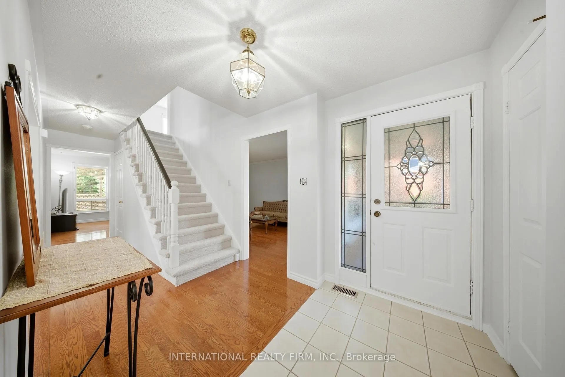 Photo 7 of 39 Couperthwaite Crescent, Markham, Unionville — HOMEH
