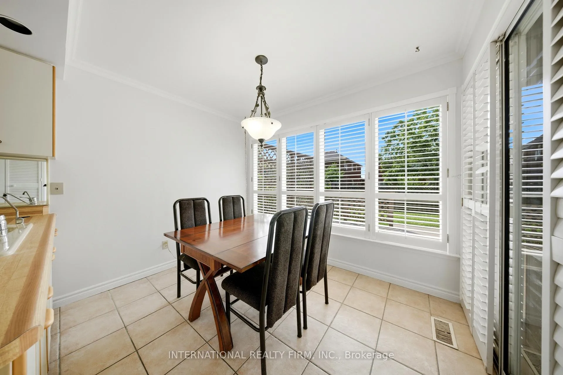 Photo 19 of 39 Couperthwaite Crescent, Markham, Unionville — HOMEH