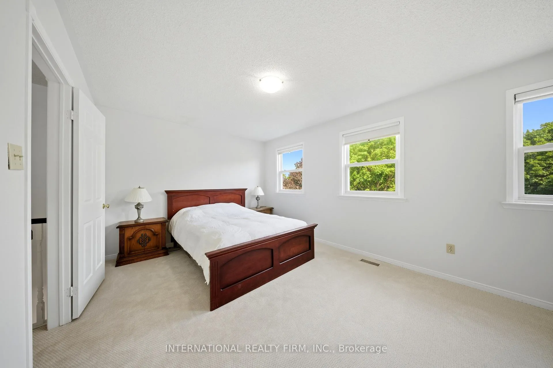 Photo 21 of 39 Couperthwaite Crescent, Markham, Unionville — HOMEH