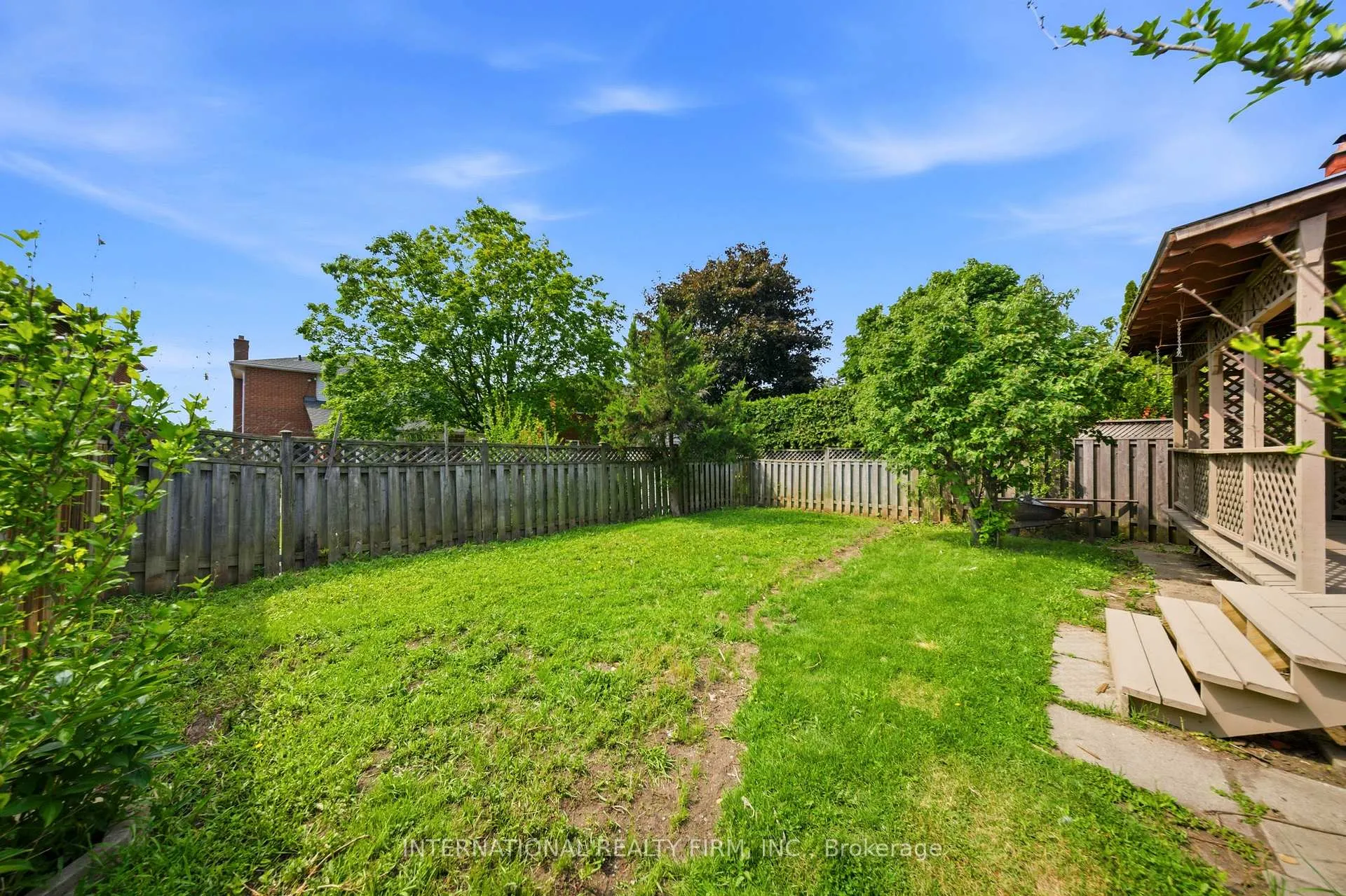 Photo 33 of 39 Couperthwaite Crescent, Markham, Unionville — HOMEH