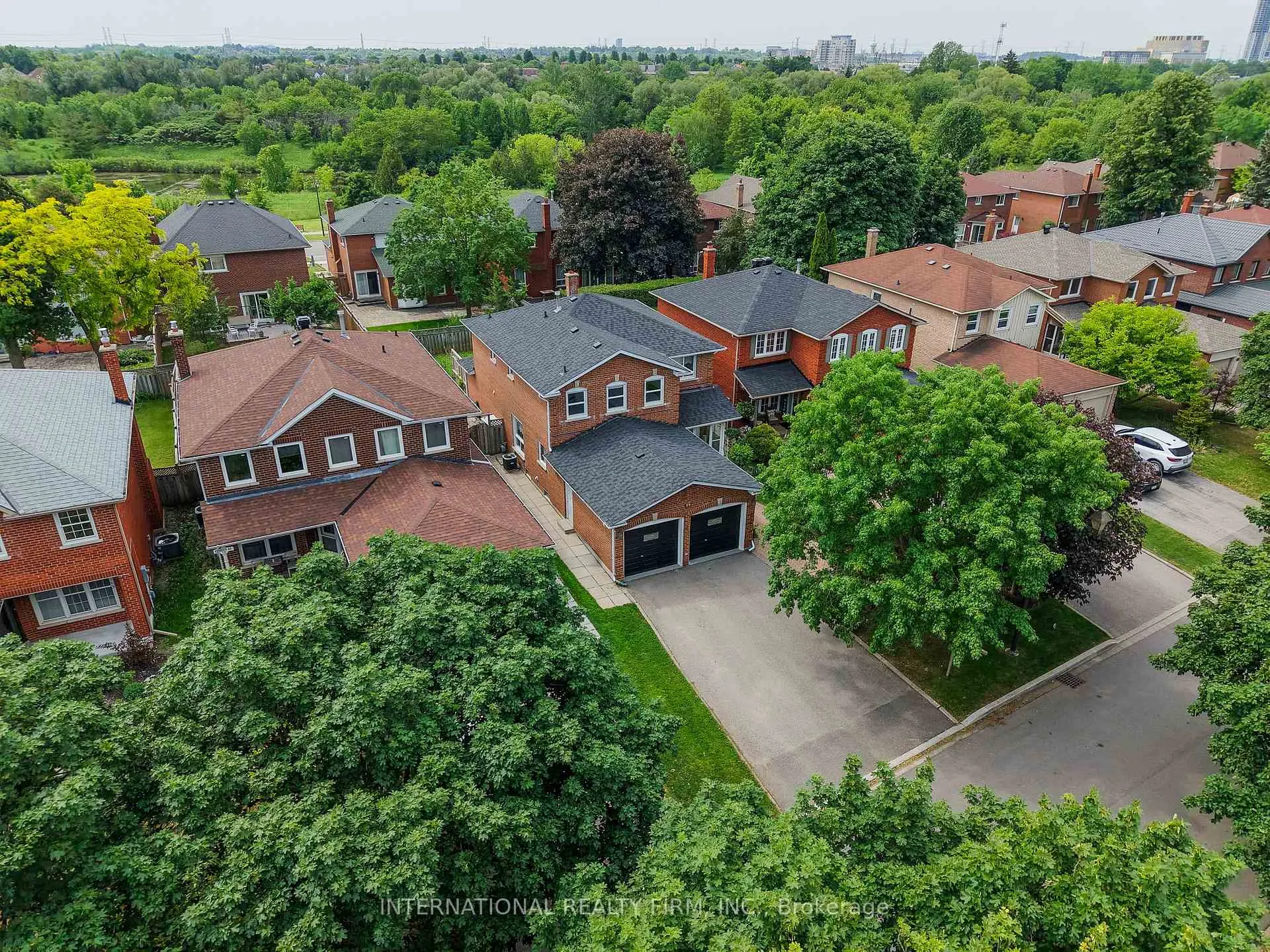 Photo 37 of 39 Couperthwaite Crescent, Markham, Unionville — HOMEH