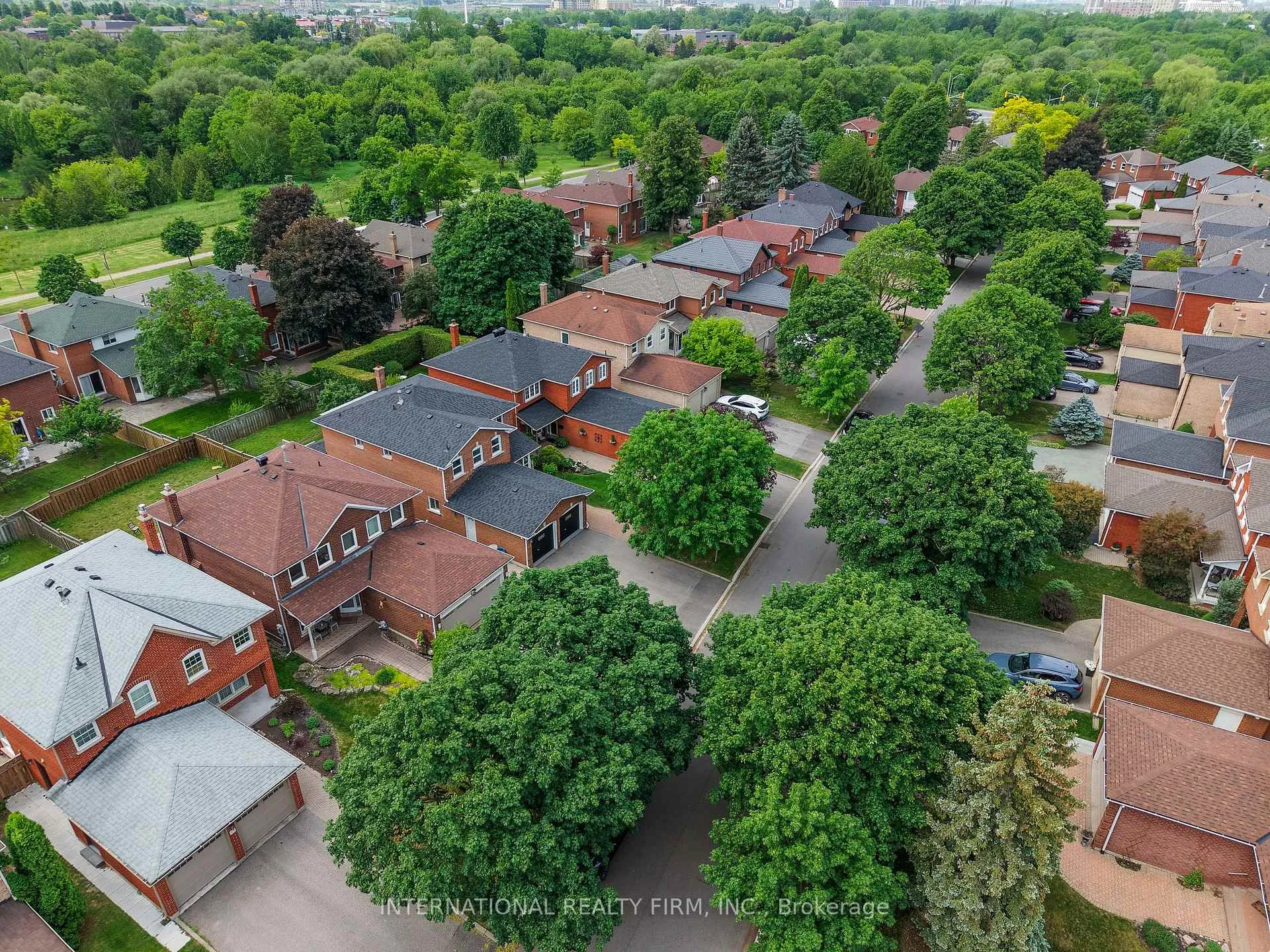 Photo 39 of 39 Couperthwaite Crescent, Markham, Unionville — HOMEH