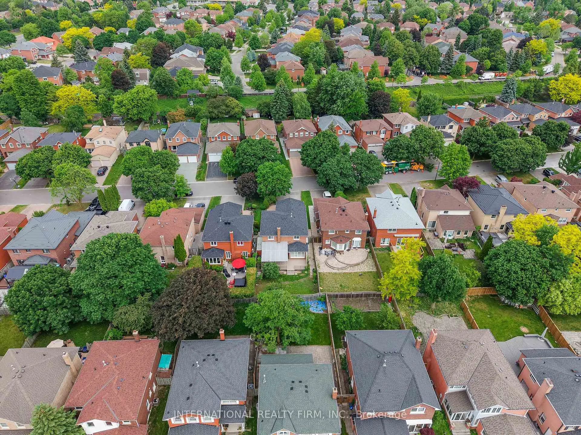 Photo 42 of 39 Couperthwaite Crescent, Markham, Unionville — HOMEH