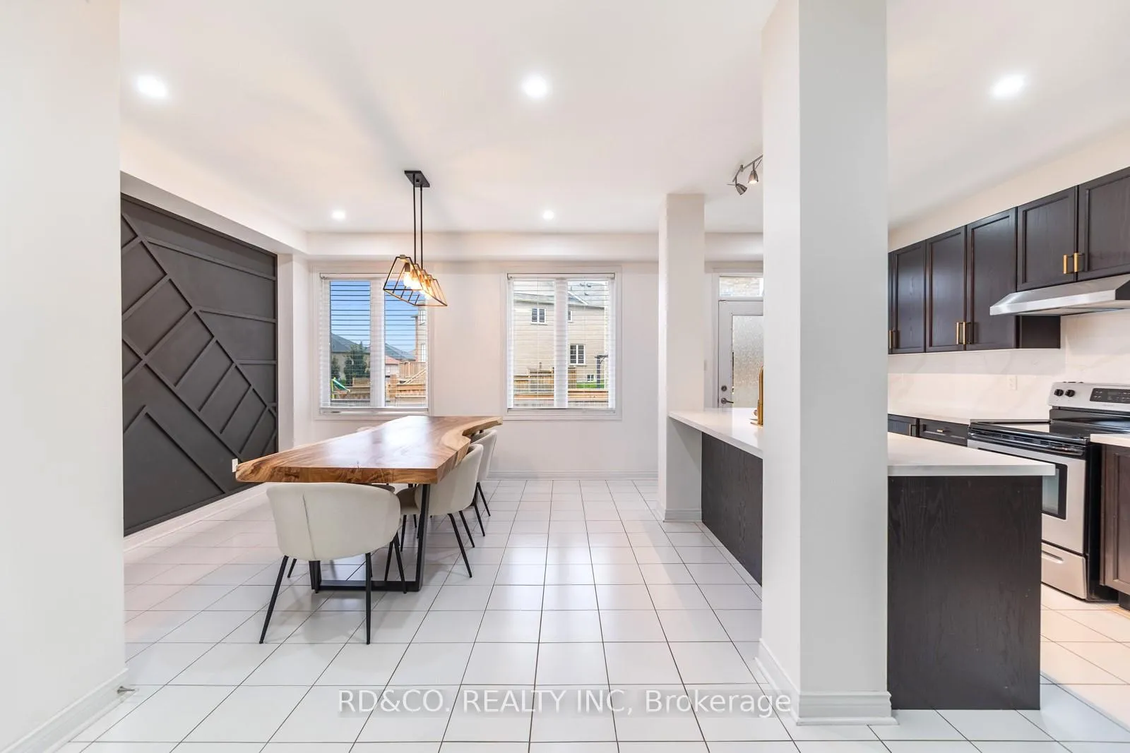 Photo 7 of 108 Garrardview Street, Ajax, Northeast Ajax — HOMEH