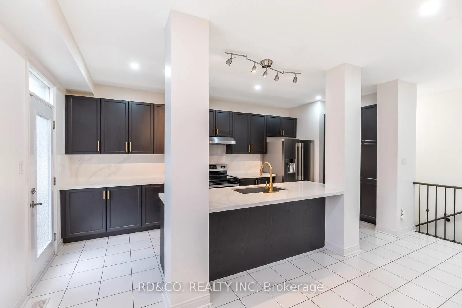 Photo 10 of 108 Garrardview Street, Ajax, Northeast Ajax — HOMEH