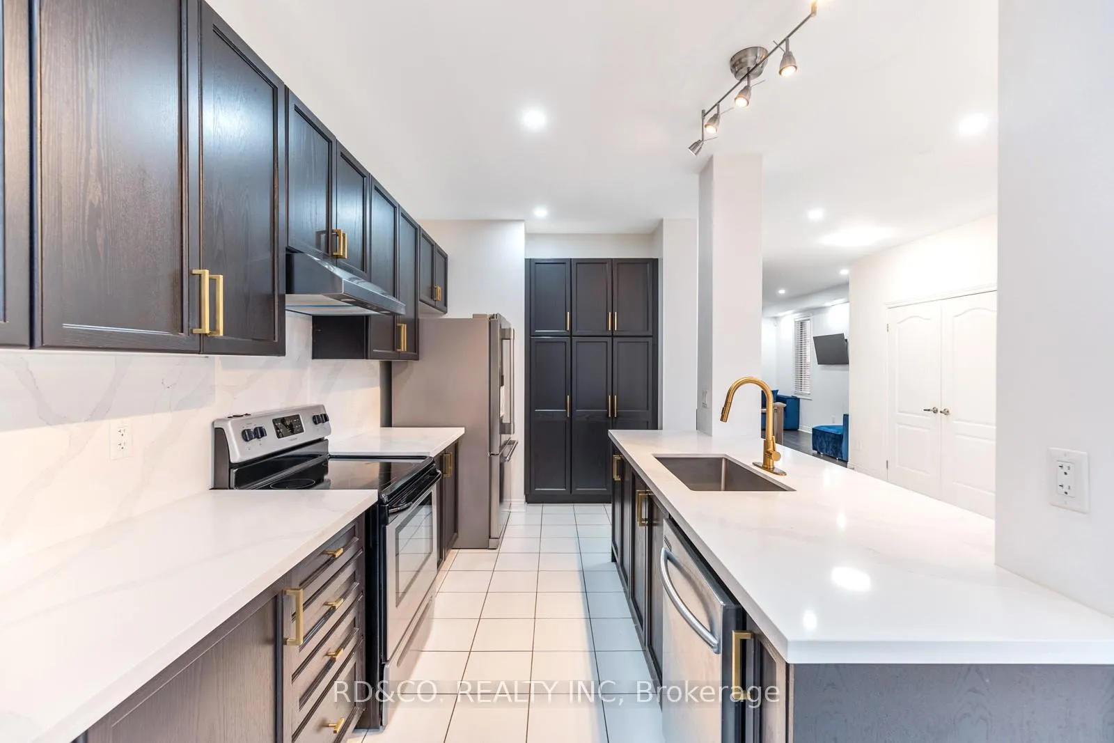 Photo 11 of 108 Garrardview Street, Ajax, Northeast Ajax — HOMEH