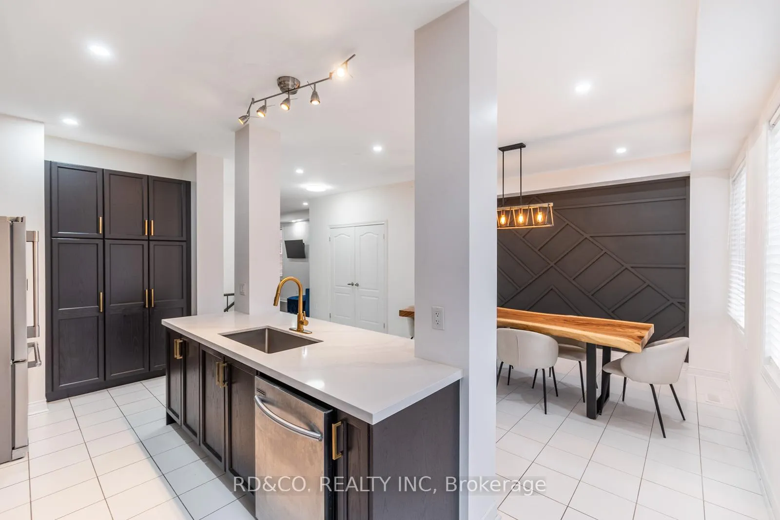 Photo 12 of 108 Garrardview Street, Ajax, Northeast Ajax — HOMEH