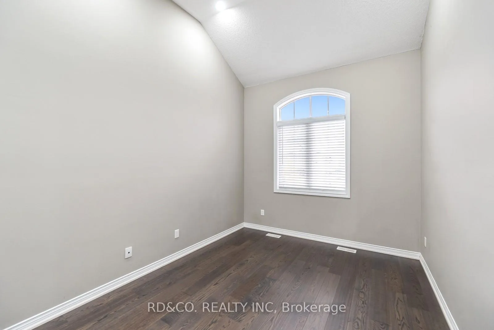 Photo 19 of 108 Garrardview Street, Ajax, Northeast Ajax — HOMEH