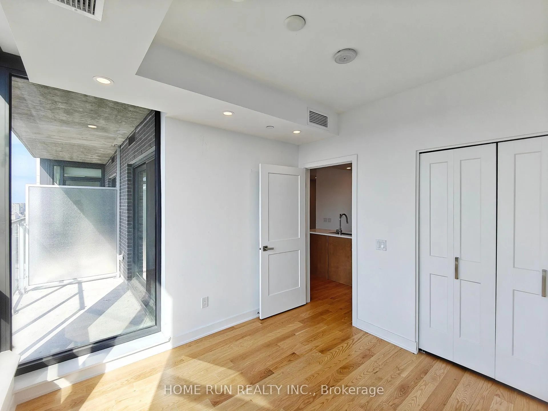 Photo 17 of Unit 2502, 340 Queen Street, Ottawa, Ottawa Centre — HOMEH