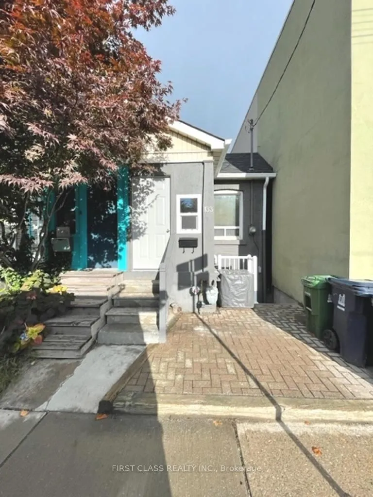 Photo 1 of Unit Bsmt, 133 Coxwell Avenue E, Toronto, Woodbine Corridor — HOMEH