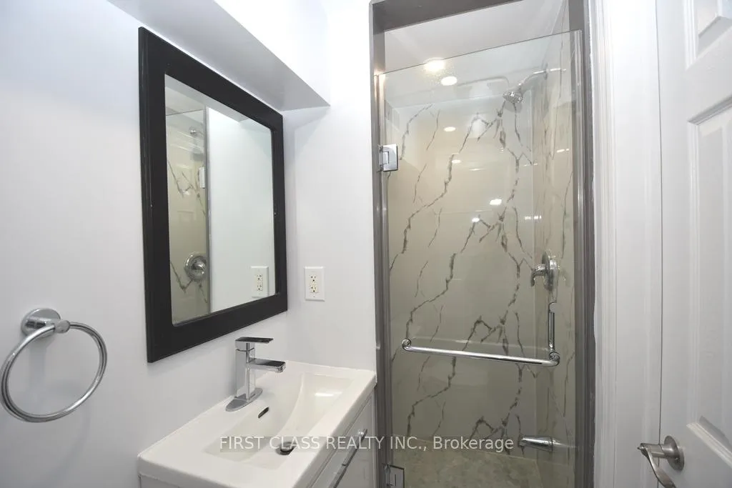 Photo 5 of Unit Bsmt, 133 Coxwell Avenue E, Toronto, Woodbine Corridor — HOMEH