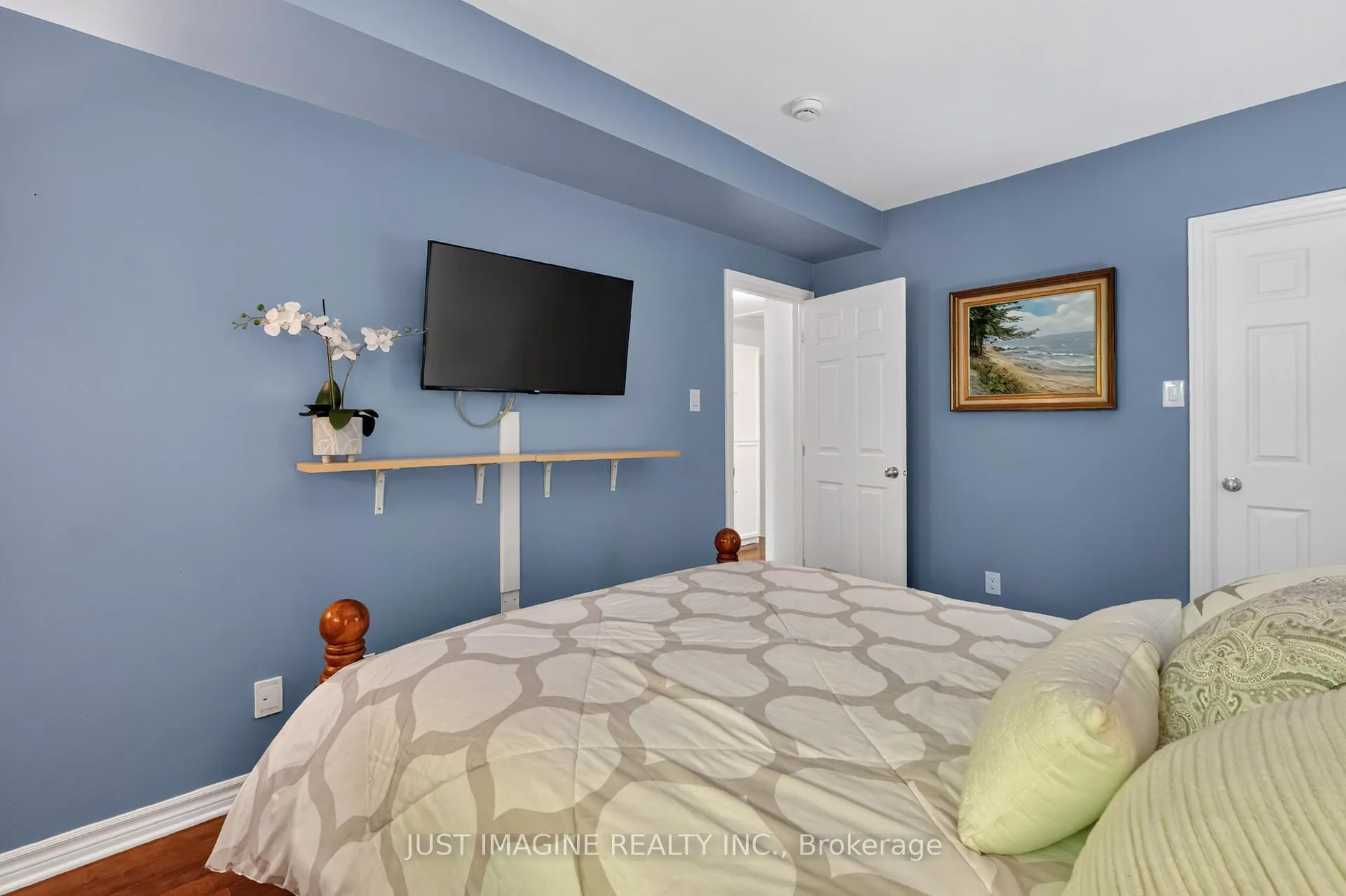 Photo 29 of Unit D, 302 Everest Private, Ottawa, Elmvale Acres — HOMEH