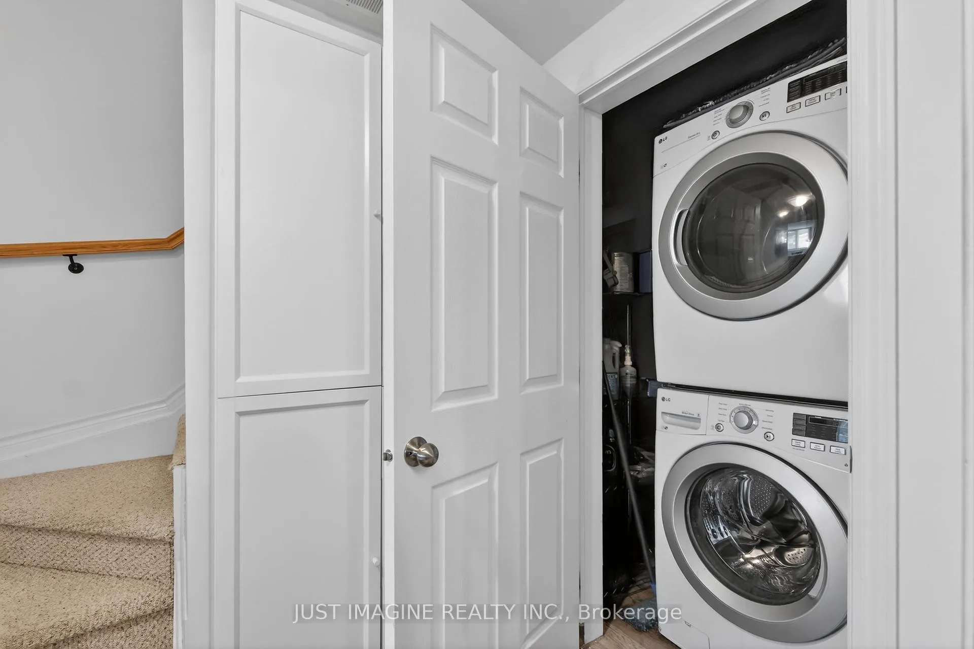 Photo 35 of Unit D, 302 Everest Private, Ottawa, Elmvale Acres — HOMEH