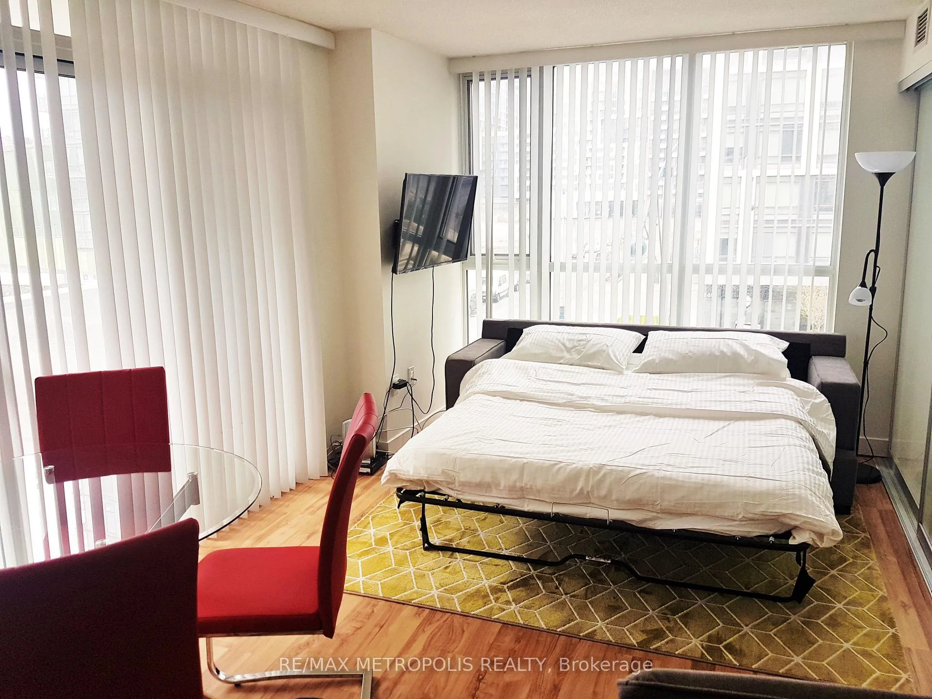 Photo 4 of Unit 307, 85 Queens Wharf Road, Toronto, Waterfront Communities — HOMEH