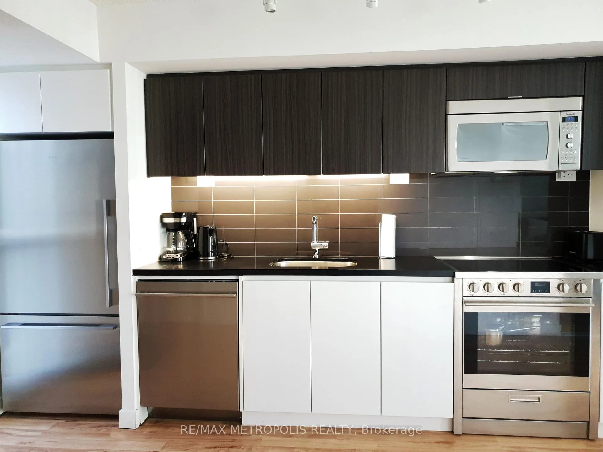 Photo 16 of Unit 307, 85 Queens Wharf Road, Toronto, Waterfront Communities — HOMEH