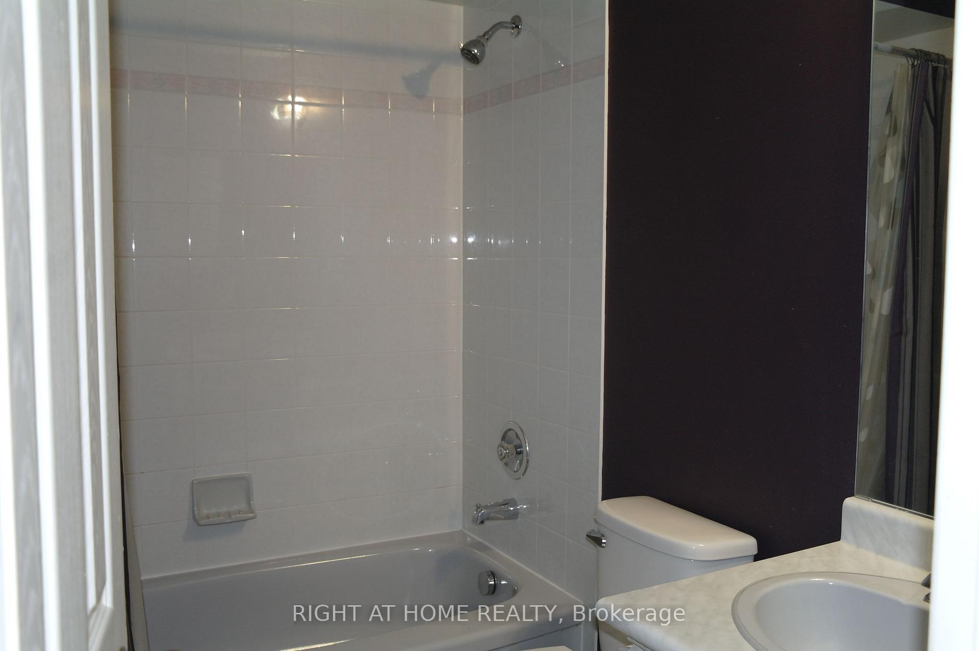Photo 9 of 55 Carrick Avenue, Georgina, Keswick North — HOMEH