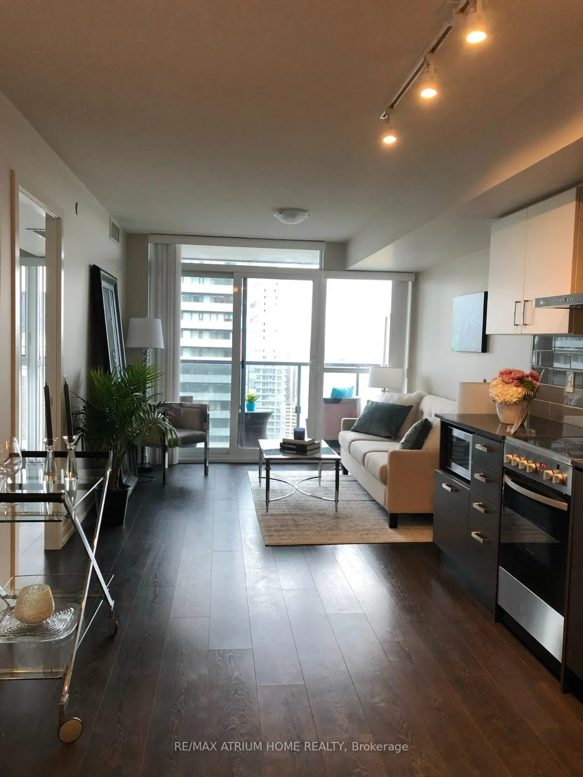 Photo 17 of Unit 2902, 125 Redpath Avenue, Toronto, Mount Pleasant West — HOMEH