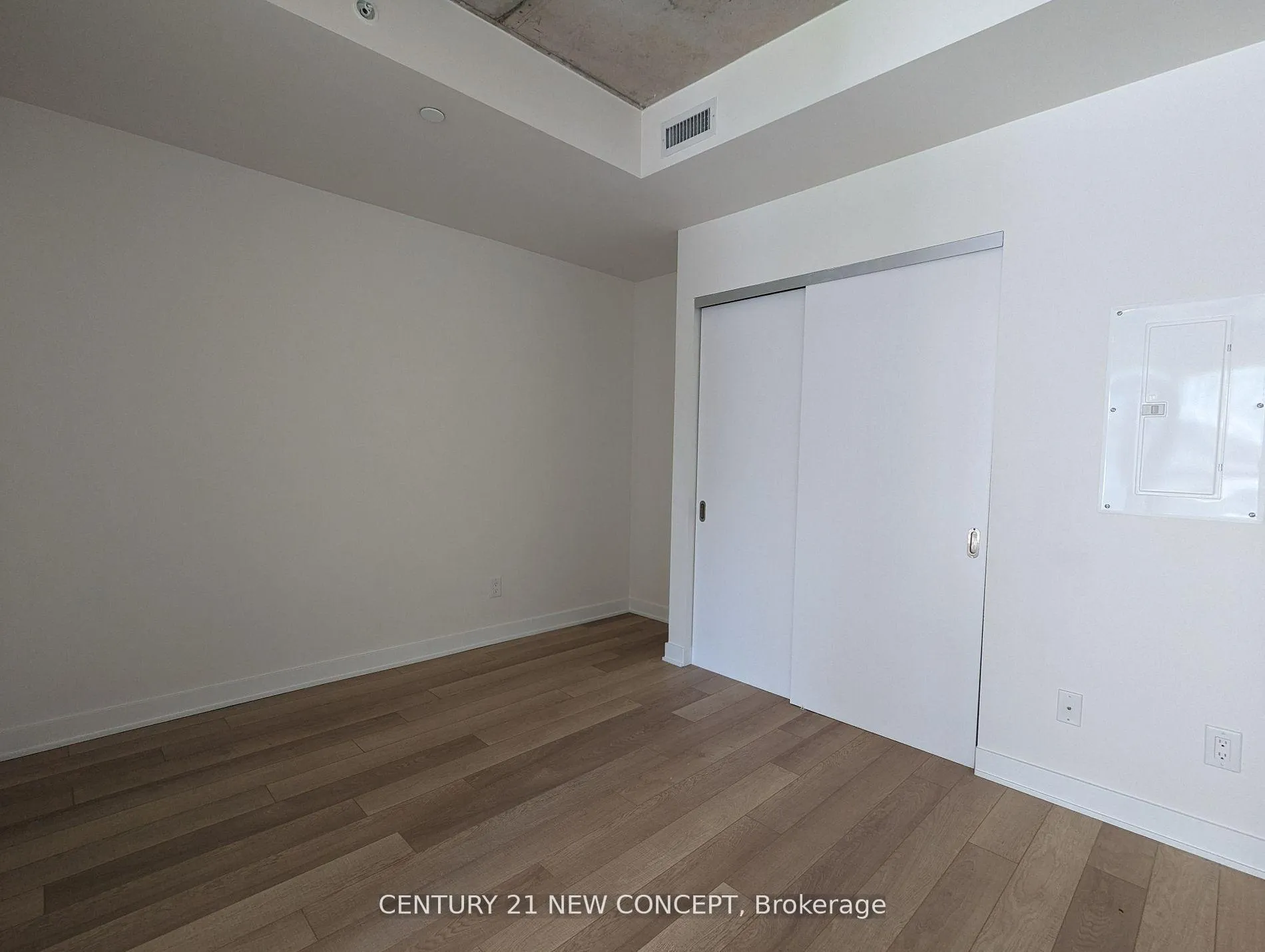 Photo 2 of Unit 613, 210 Simcoe Street, Toronto, Kensington-Chinatown — HOMEH
