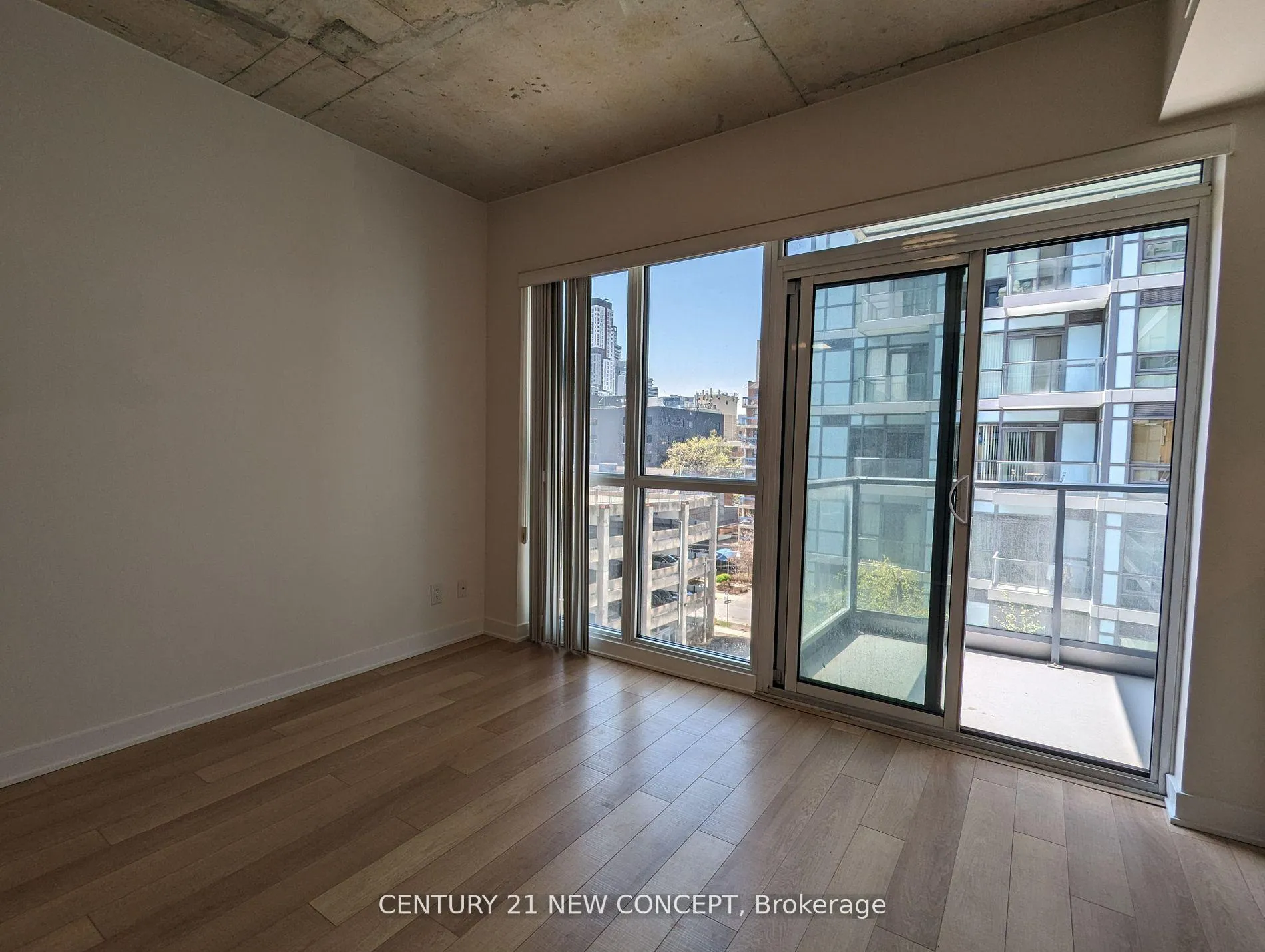 Photo 10 of Unit 613, 210 Simcoe Street, Toronto, Kensington-Chinatown — HOMEH