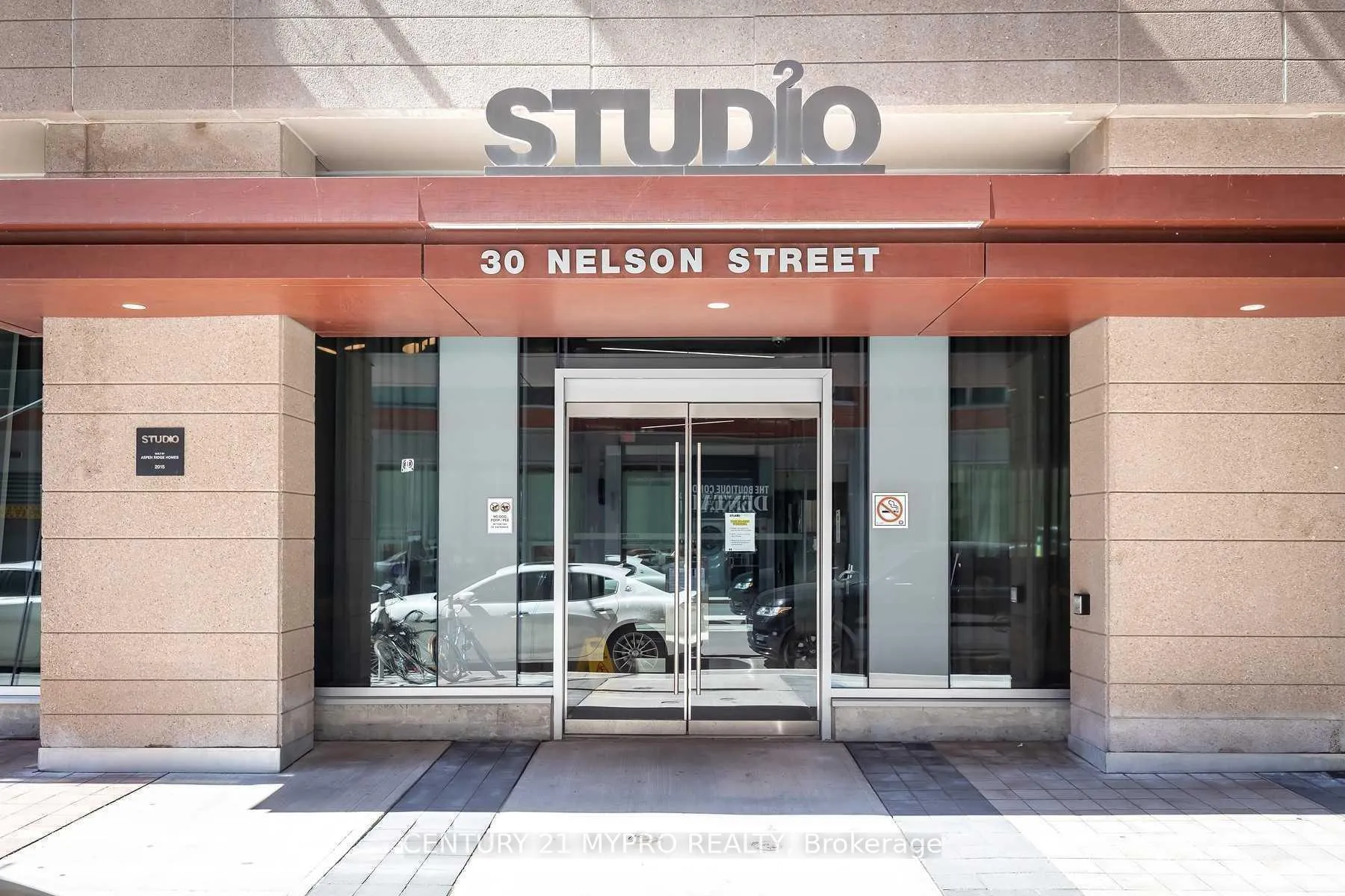 Photo 2 of Unit 2306, 30 Nelson Street, Toronto, Bay Street Corridor — HOMEH