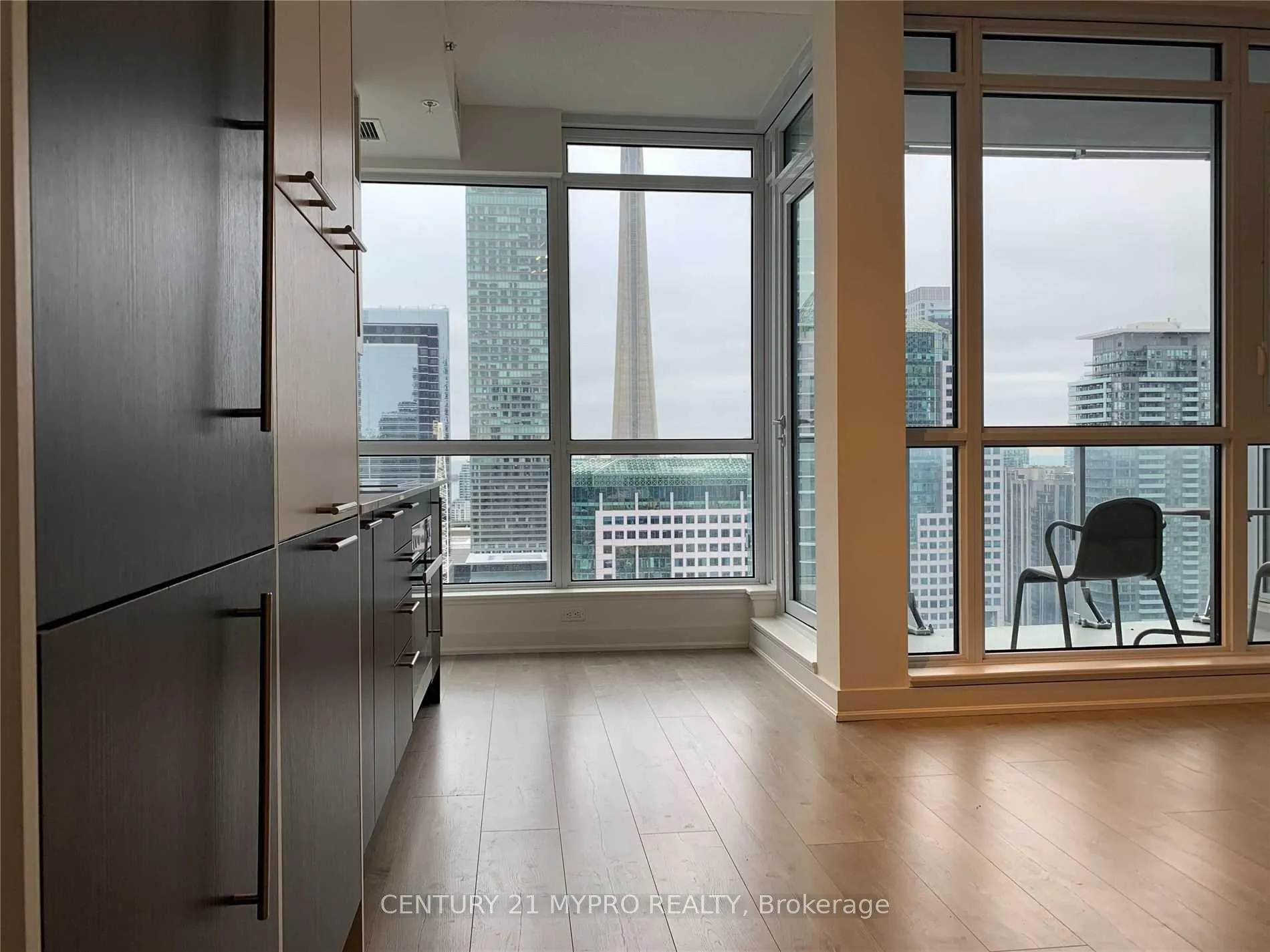 Photo 10 of Unit 2306, 30 Nelson Street, Toronto, Bay Street Corridor — HOMEH