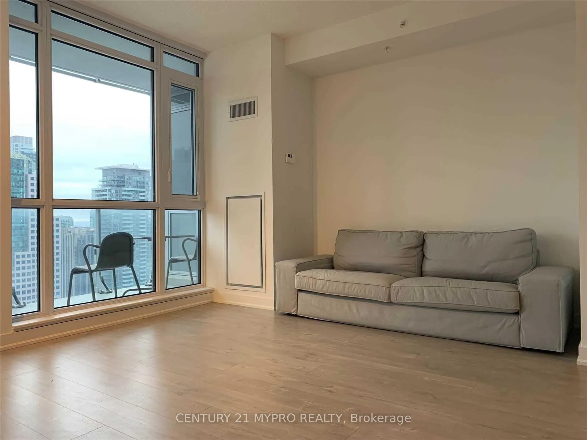 Photo 12 of Unit 2306, 30 Nelson Street, Toronto, Bay Street Corridor — HOMEH