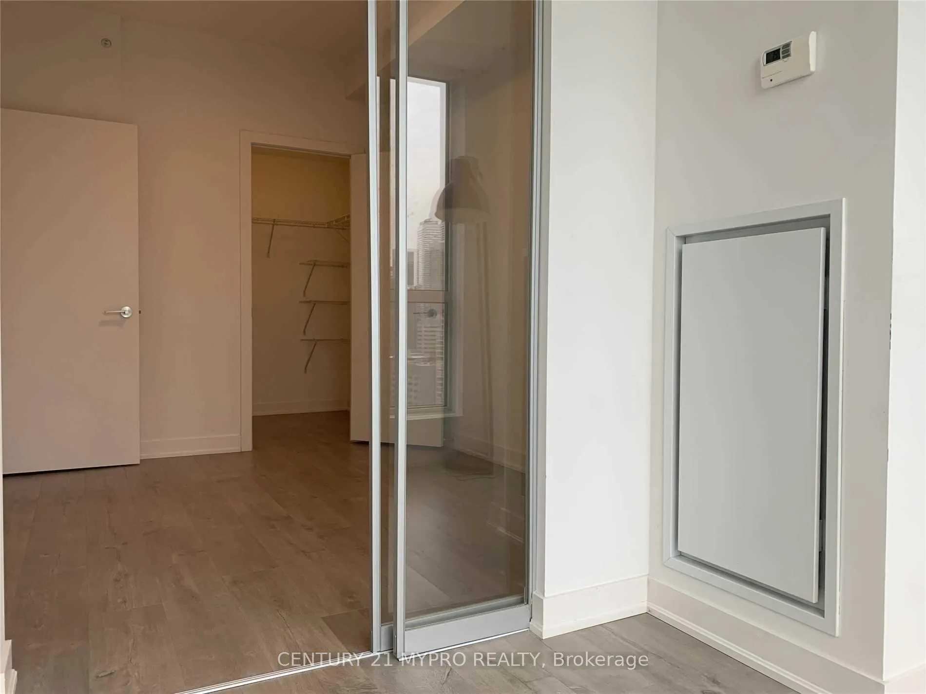 Photo 15 of Unit 2306, 30 Nelson Street, Toronto, Bay Street Corridor — HOMEH