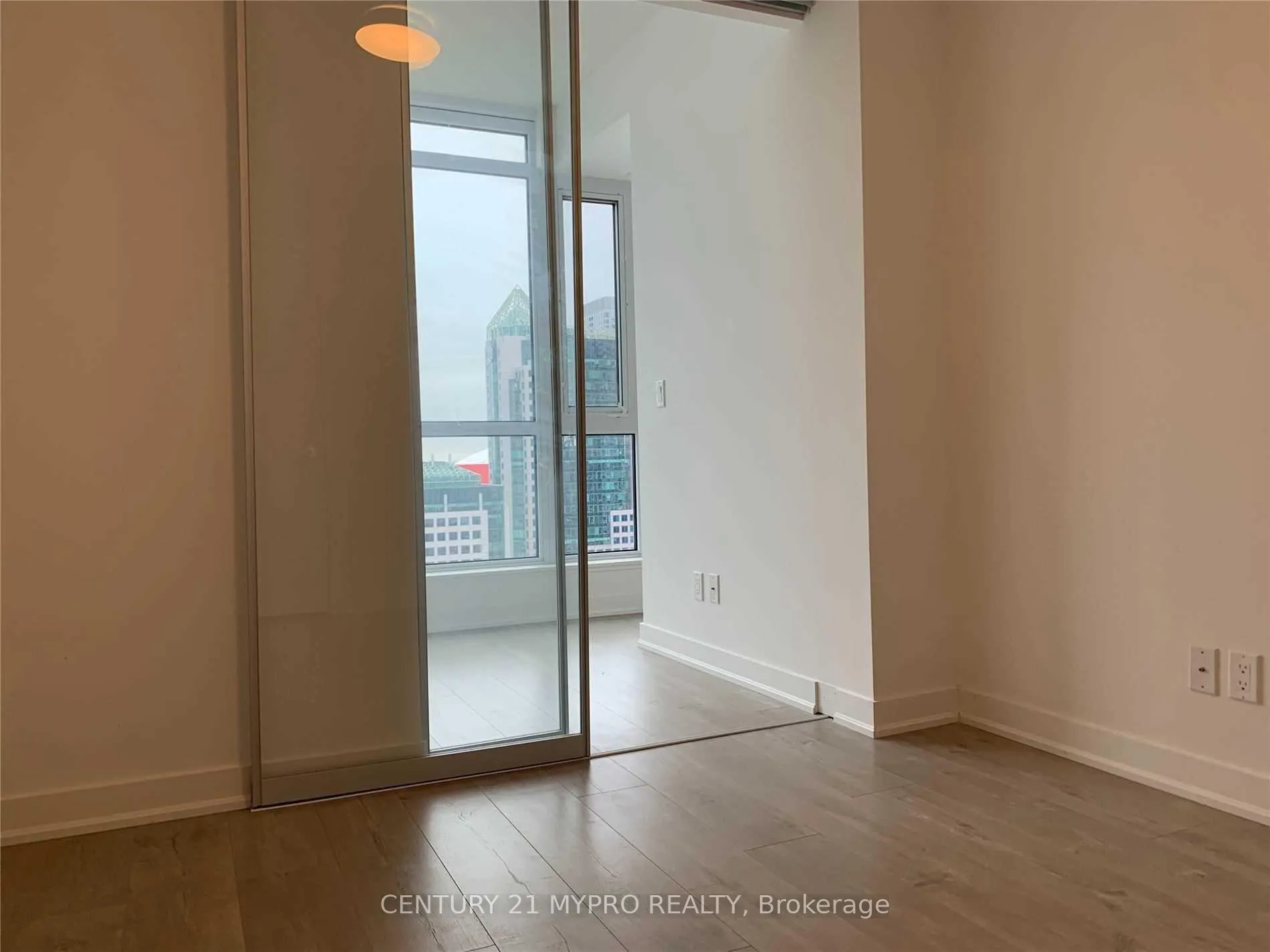 Photo 16 of Unit 2306, 30 Nelson Street, Toronto, Bay Street Corridor — HOMEH