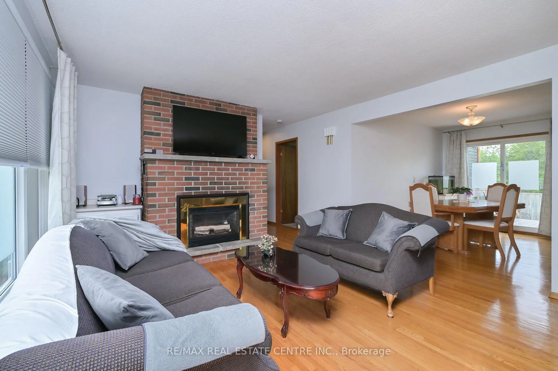 Photo 11 of 37 Margaret Street E, Orangeville — HOMEH