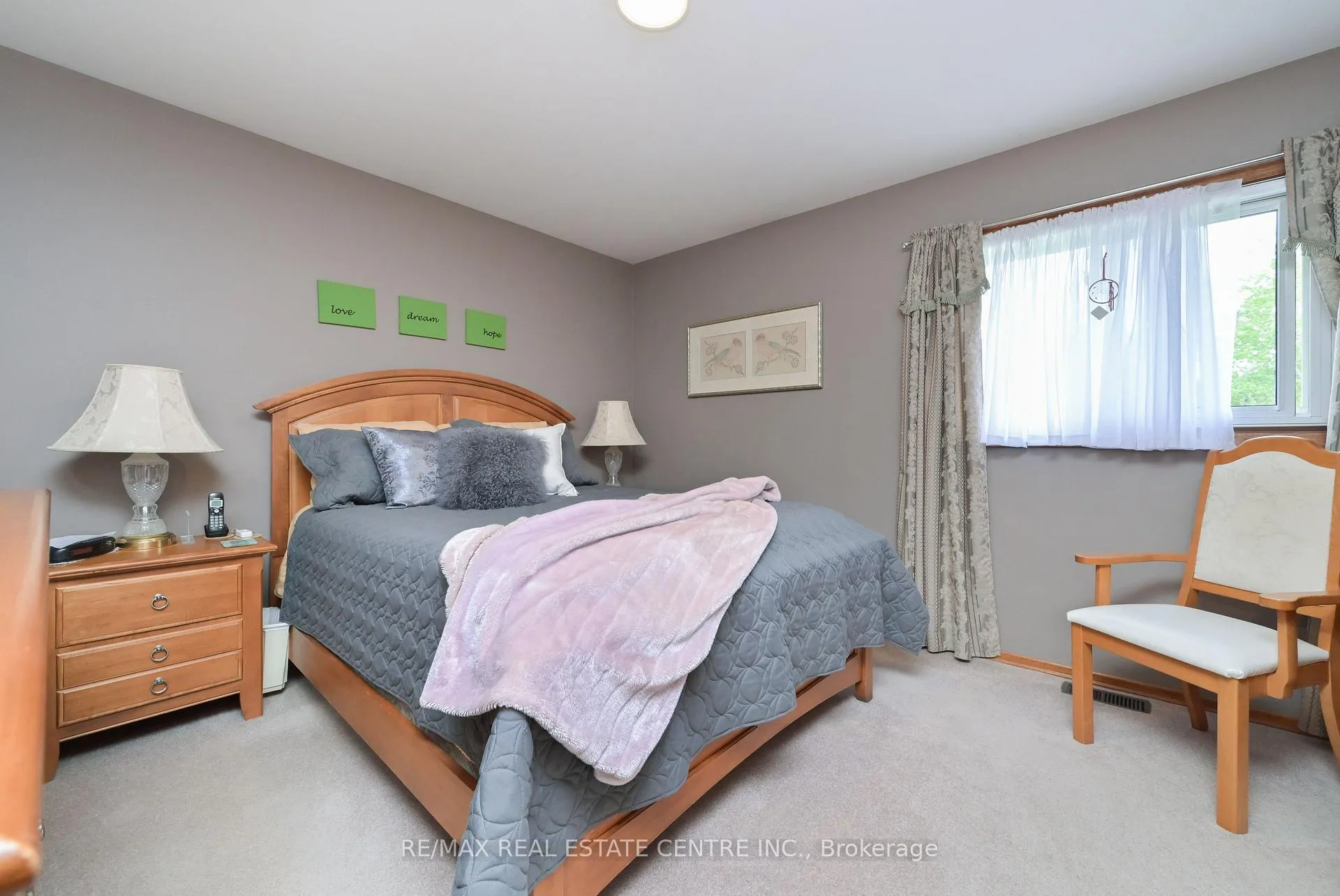 Photo 15 of 37 Margaret Street E, Orangeville — HOMEH