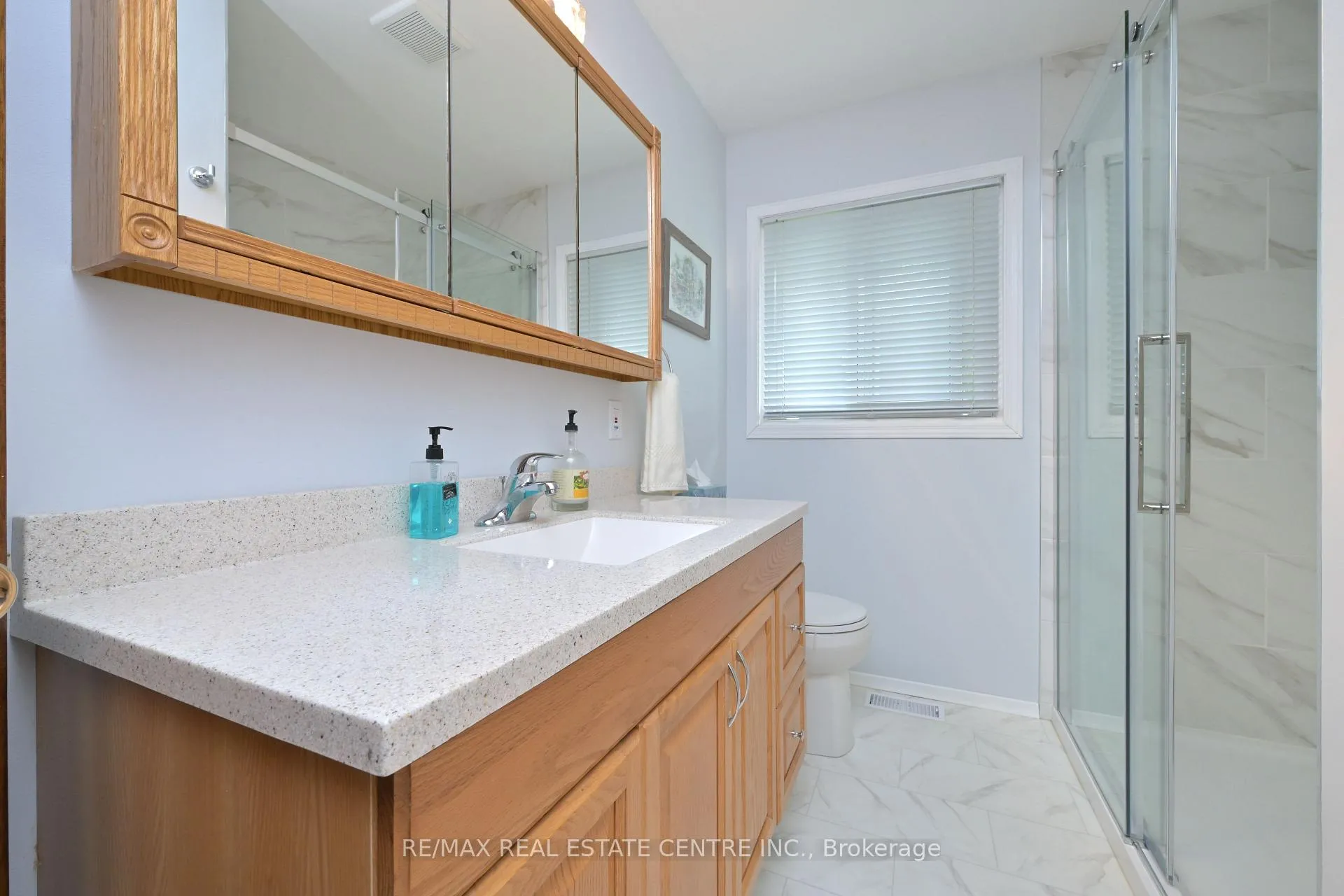 Photo 16 of 37 Margaret Street E, Orangeville — HOMEH