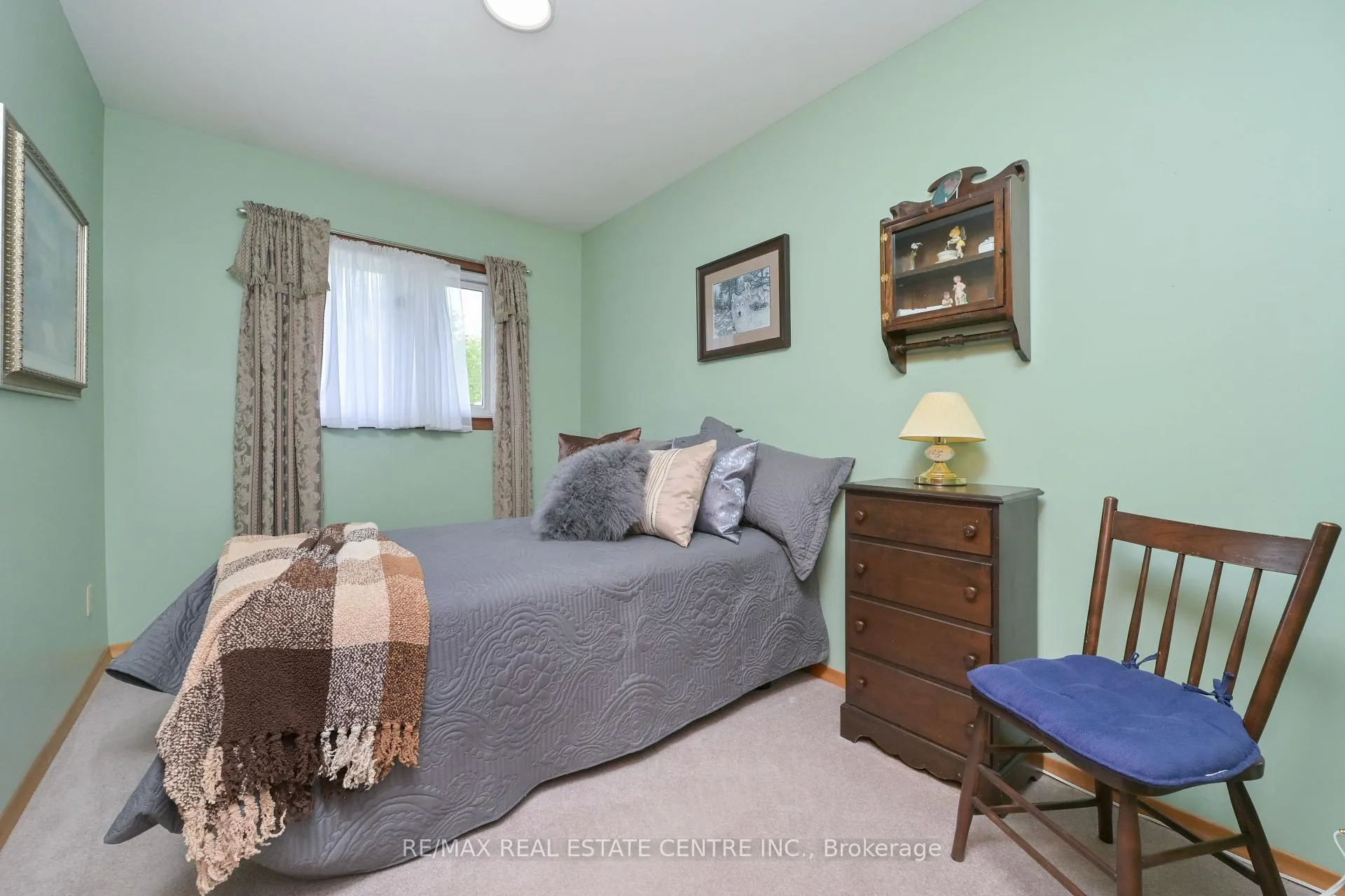 Photo 19 of 37 Margaret Street E, Orangeville — HOMEH