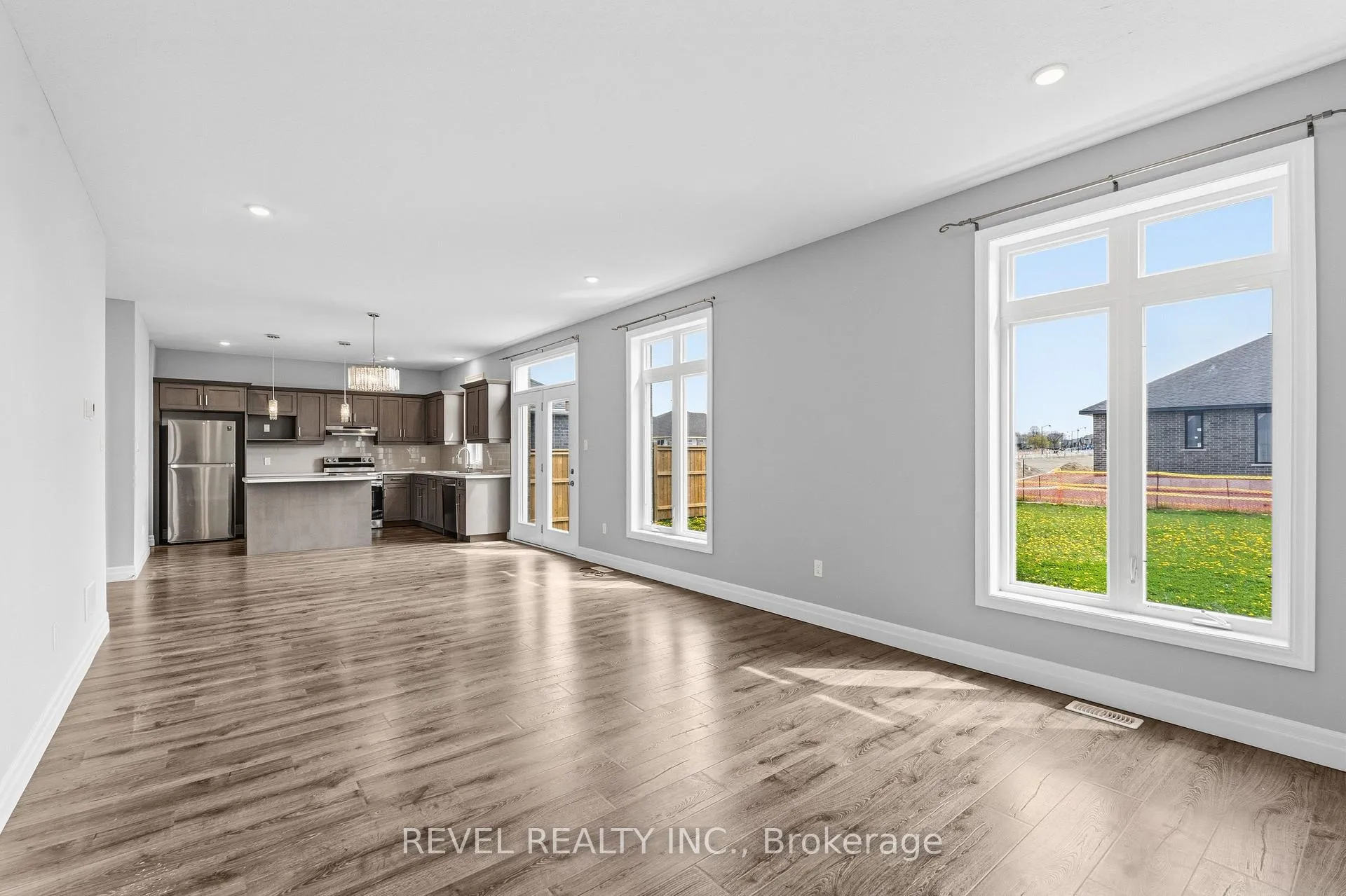 Photo 13 of 39 Muirfield Drive, St. Thomas — HOMEH