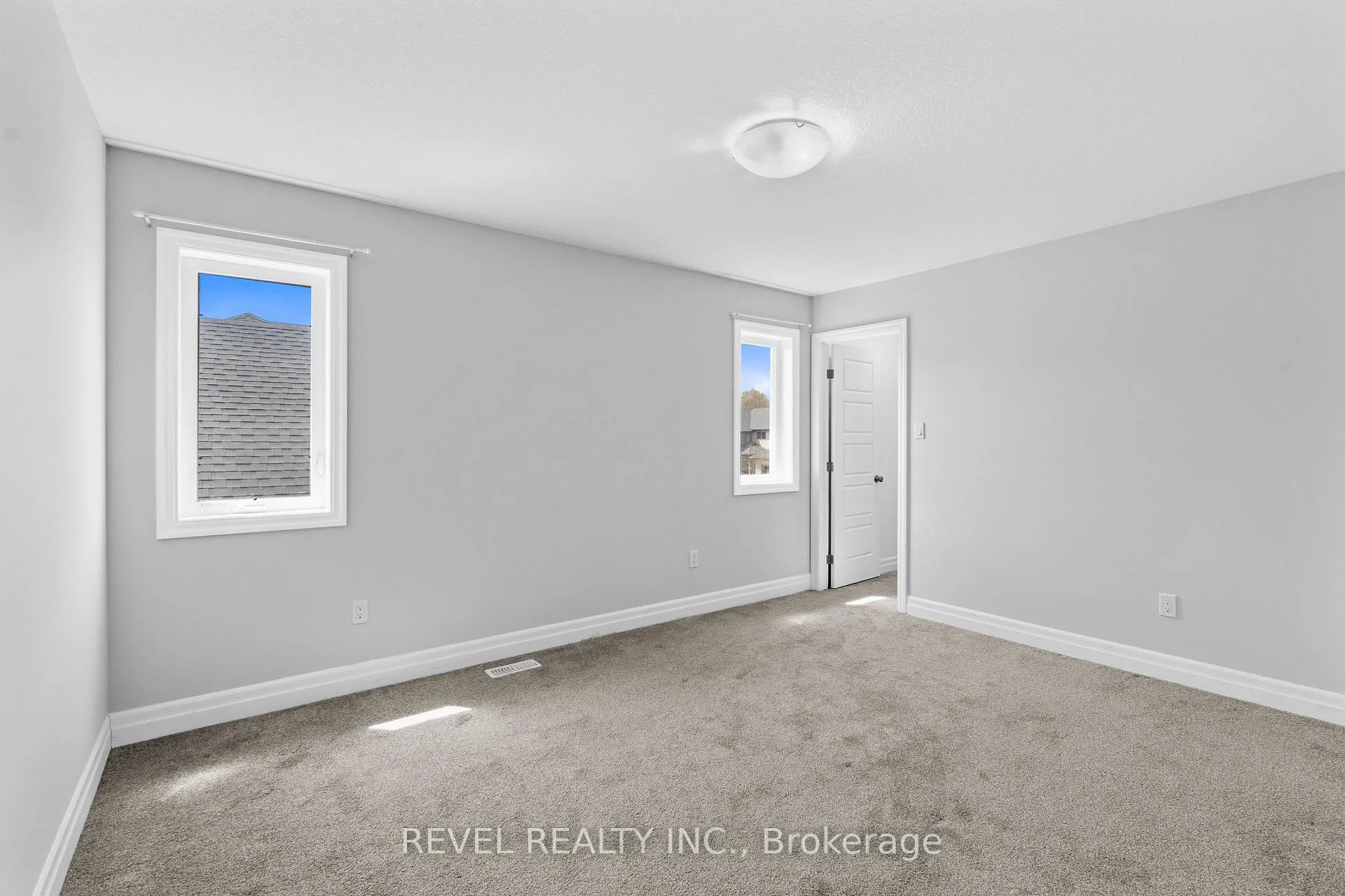 Photo 25 of 39 Muirfield Drive, St. Thomas — HOMEH