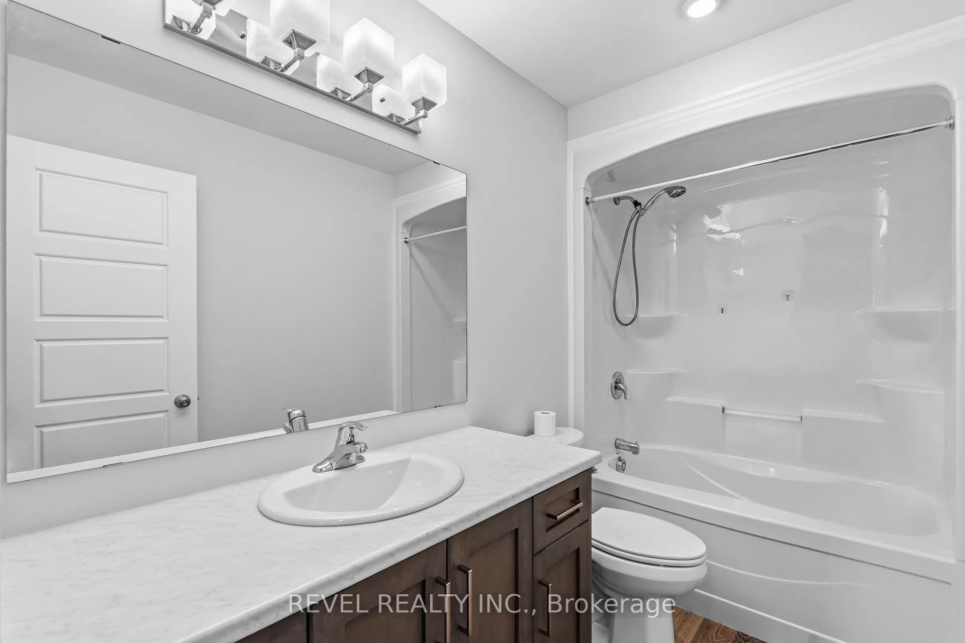 Photo 27 of 39 Muirfield Drive, St. Thomas — HOMEH