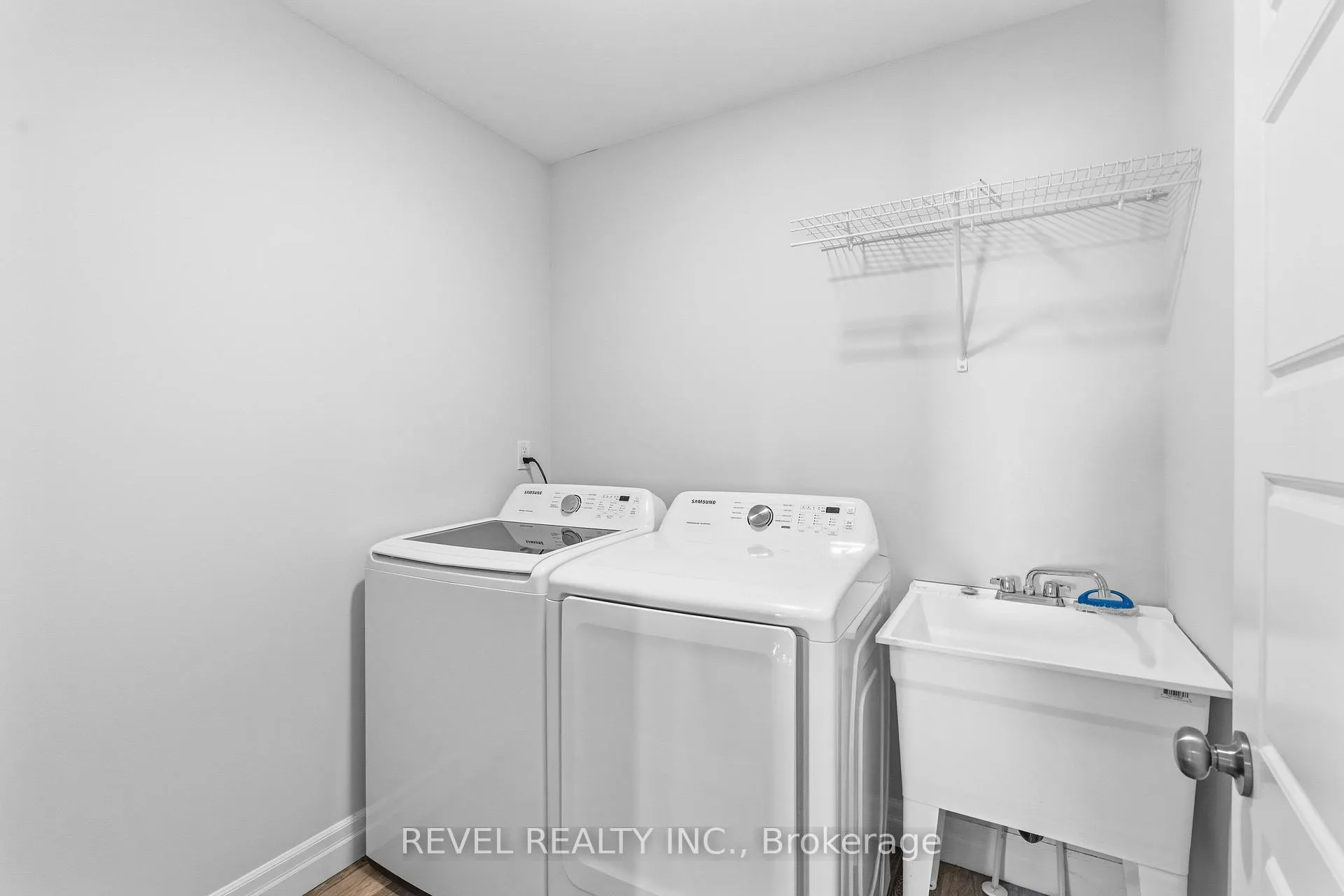 Photo 28 of 39 Muirfield Drive, St. Thomas — HOMEH