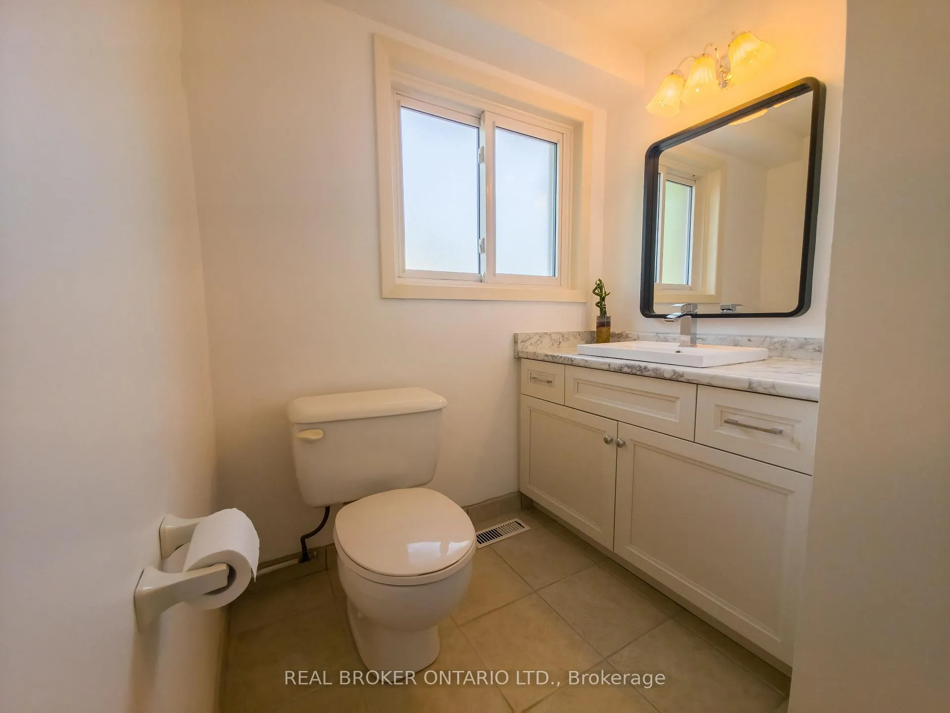 Photo 24 of 241 Riverview Boulevard, St. Catharines, Glendale/Glenridge — HOMEH