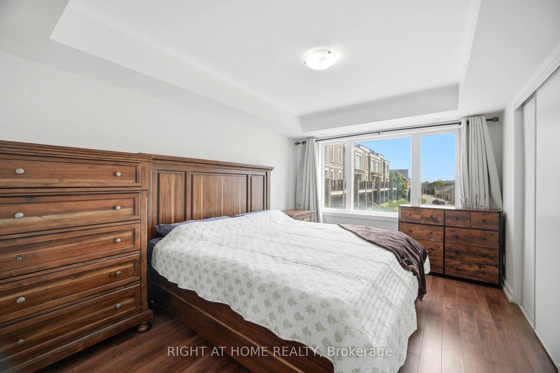 Photo 19 of Unit 702, 60 Dunsheath Way, Markham, Cornell — HOMEH