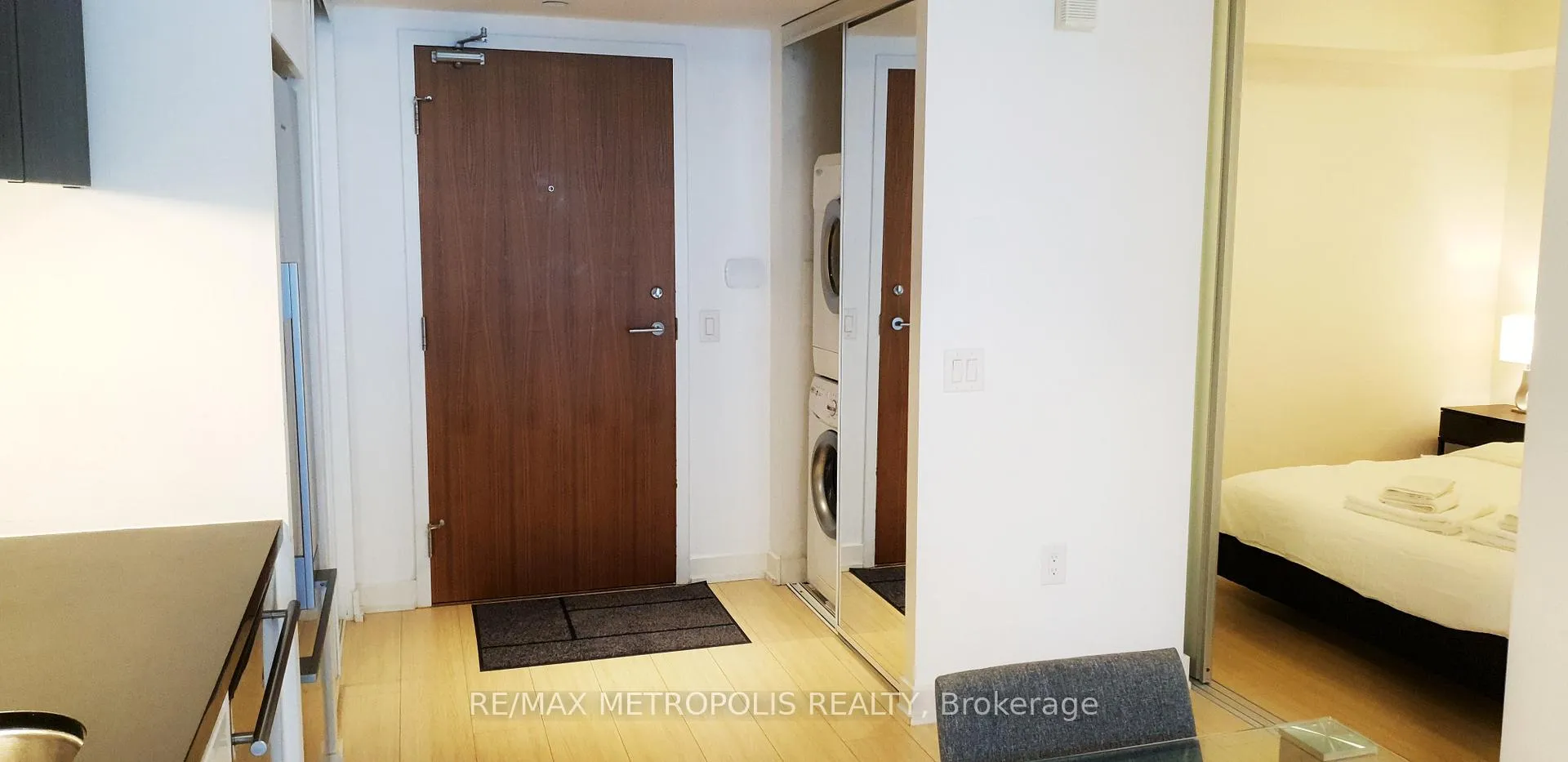 Photo 9 of Unit 516, 85 Queens Wharf Road, Toronto, Waterfront Communities — HOMEH
