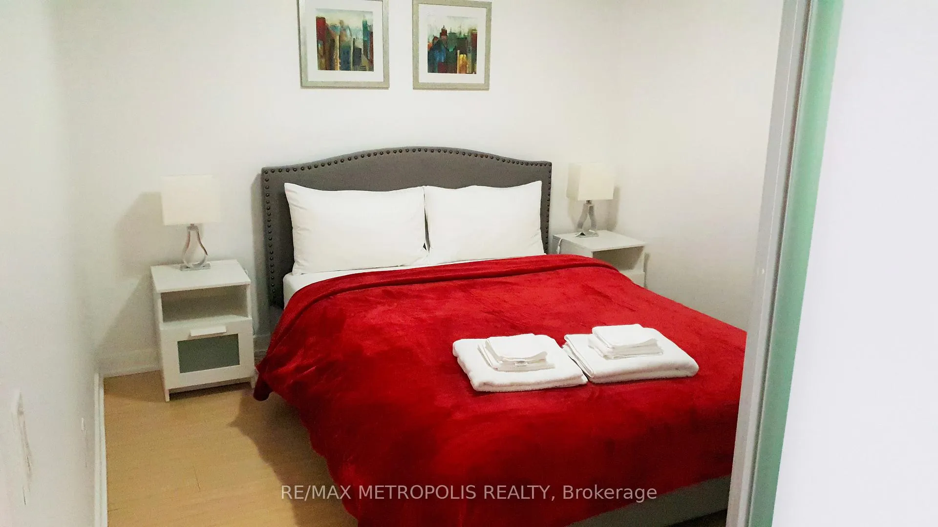 Photo 6 of Unit 526, 85 Queens Wharf Road, Toronto, Waterfront Communities — HOMEH